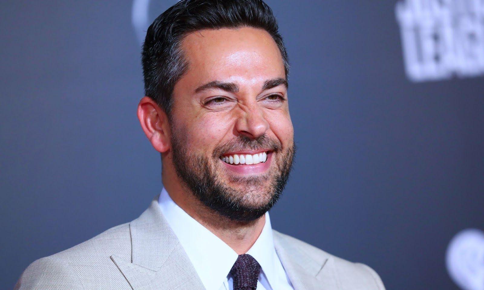 1600x960 Zachary Levi HD Wallpaper