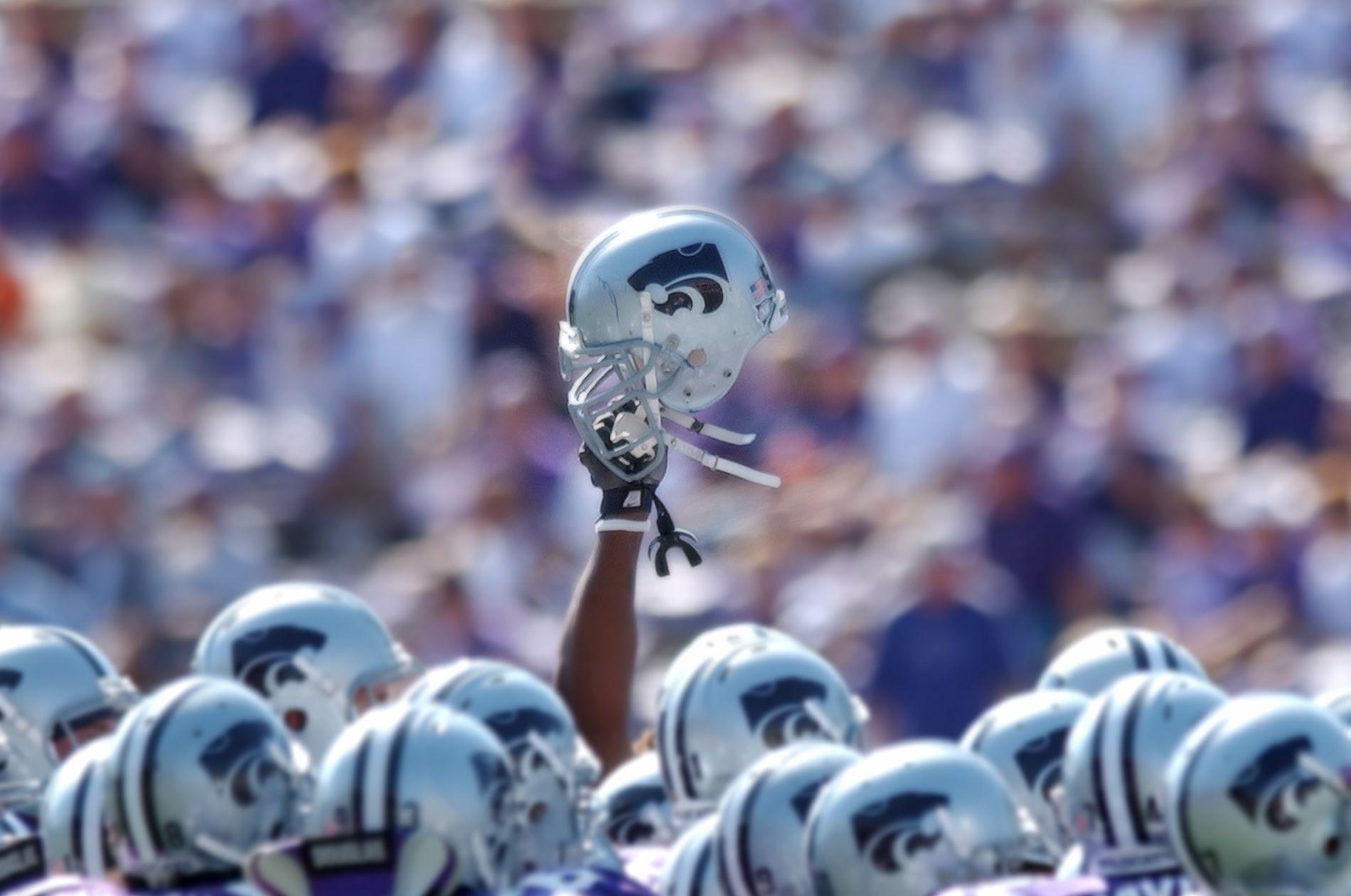 1900x1261 K State Football Players Report For Fall Camp