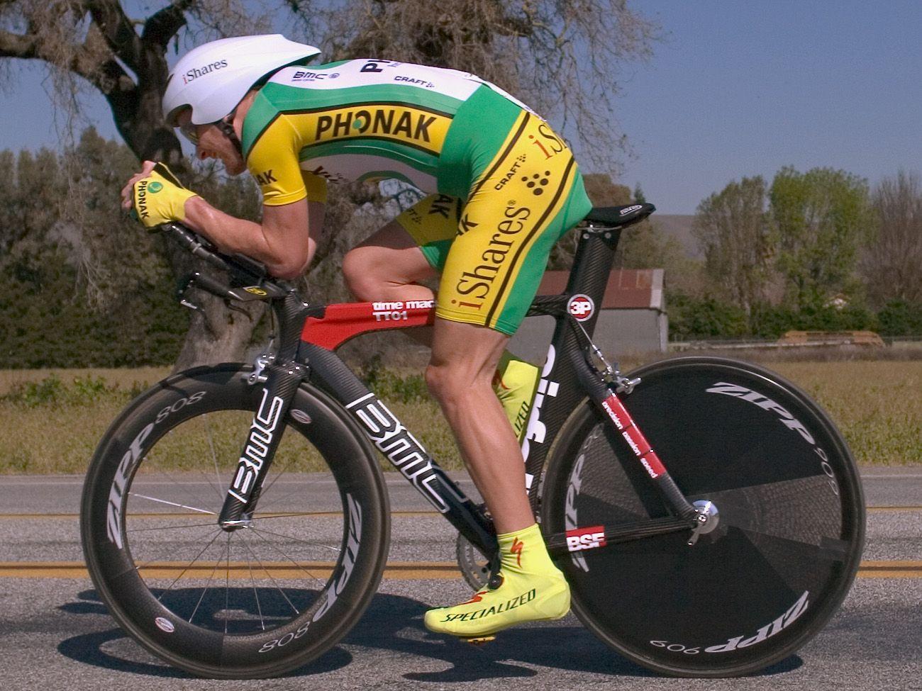 1300x975 Cycling desktop wallpaper