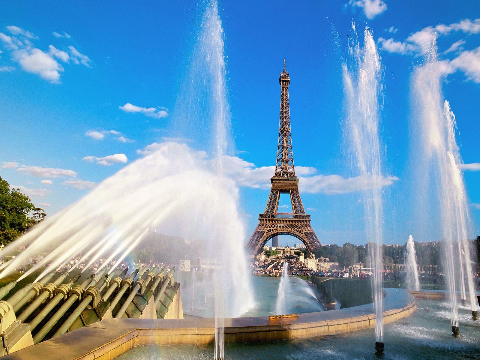1600x1200 Eiffel Tower and Fountain in Paris, France Wallpaper, Desktop, HD, Free Download