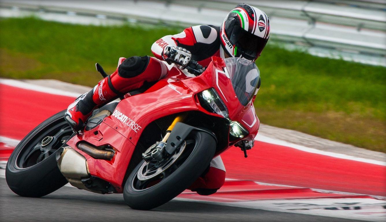 1336x768 ducati, motorcycle HD Laptop Wallpaper, HD Sports 4K Wallpaper, Image, Photo and Background