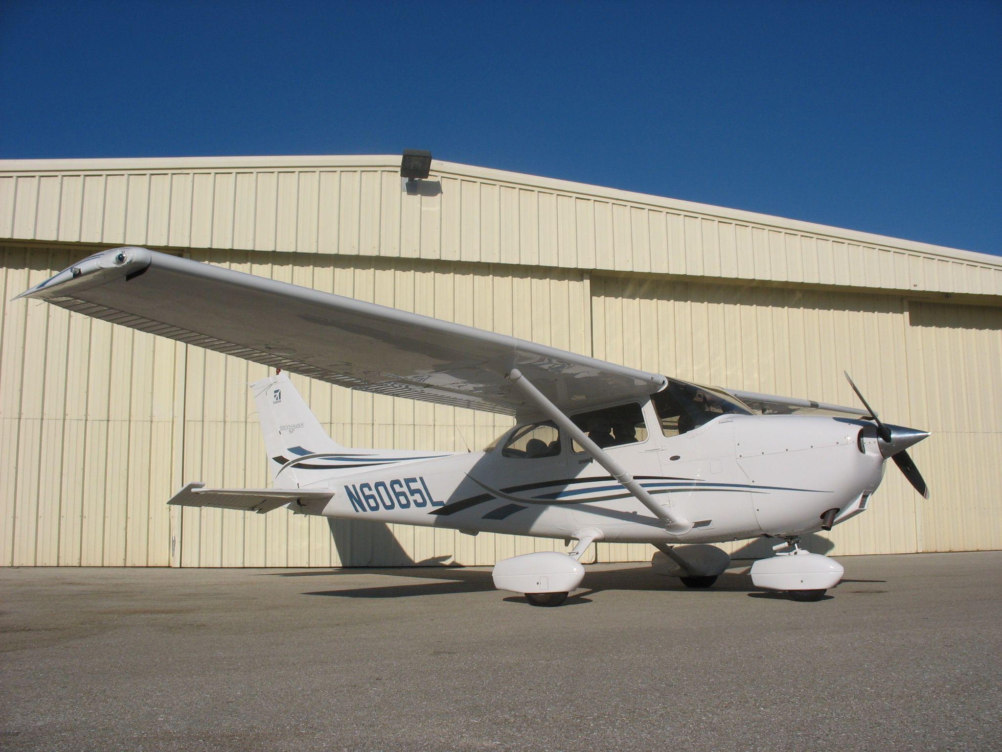 2048x1536 Cessna 172