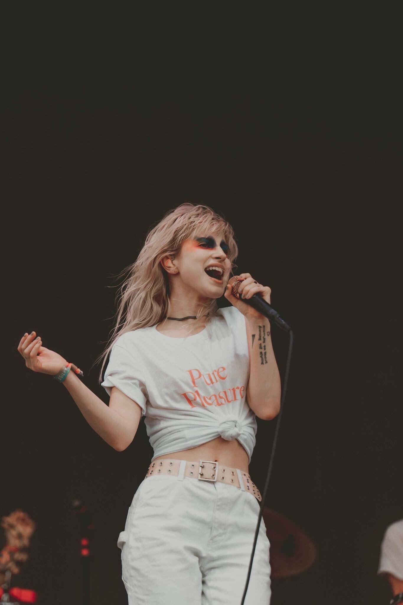 1365x2048 For everything Paramore check out Iomoio #paramore. Hayley paramore, Hayley williams style, Paramore