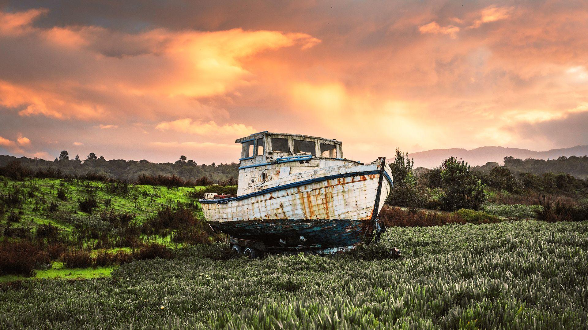 1920x1080 4K Fishing Boat Wallpaper HD