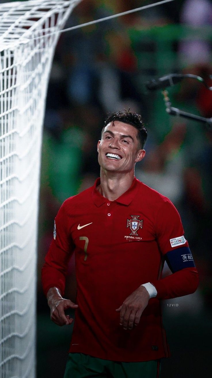 736x1309 Ronaldo happy. Ronaldo joker smile, Ronaldo smile wallpaper, Cristiano ronaldo portugal wallpaper