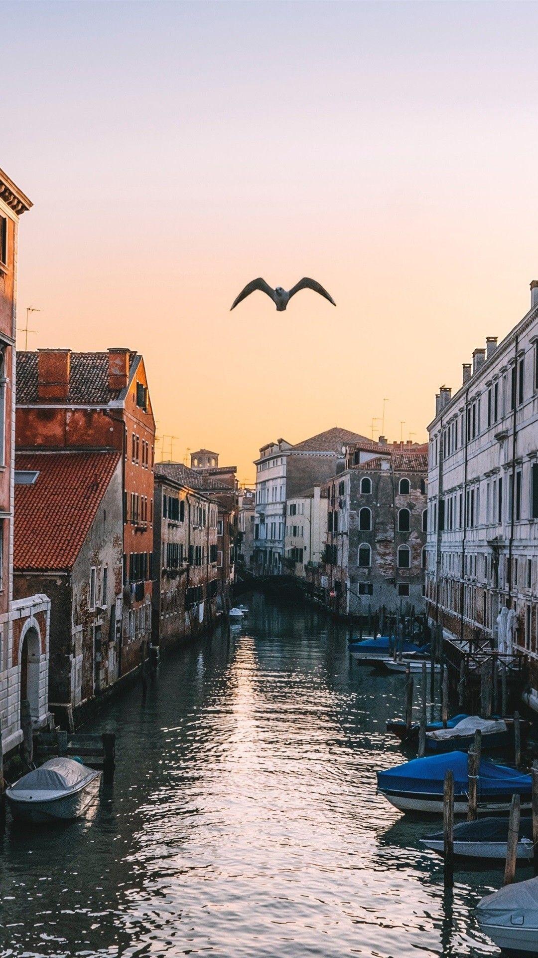 1080x1920 Beautiful City Wallpaper Download Kecbio