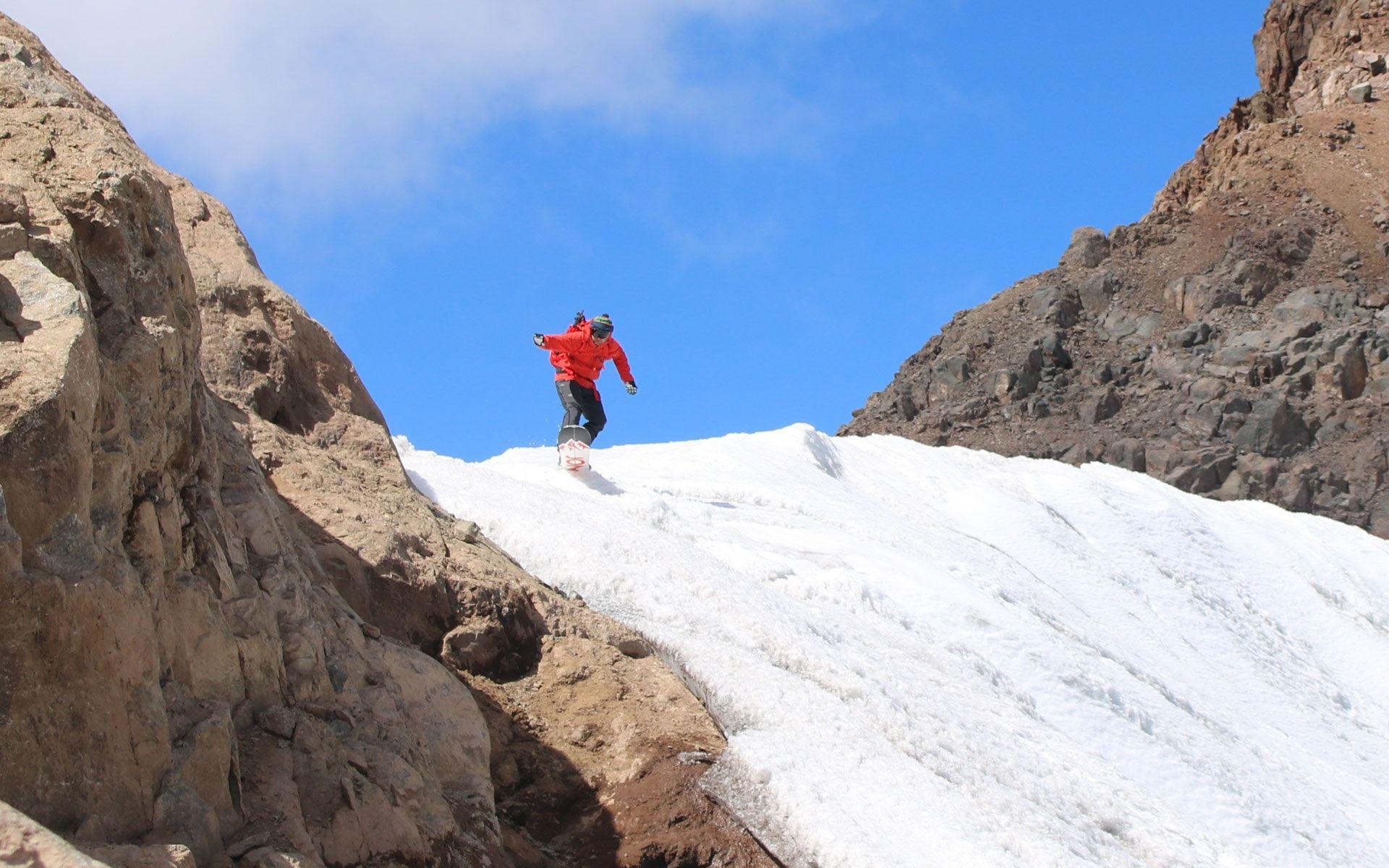 1920x1200 Snowboarding on the Equator: Riding Mount Kenya's
