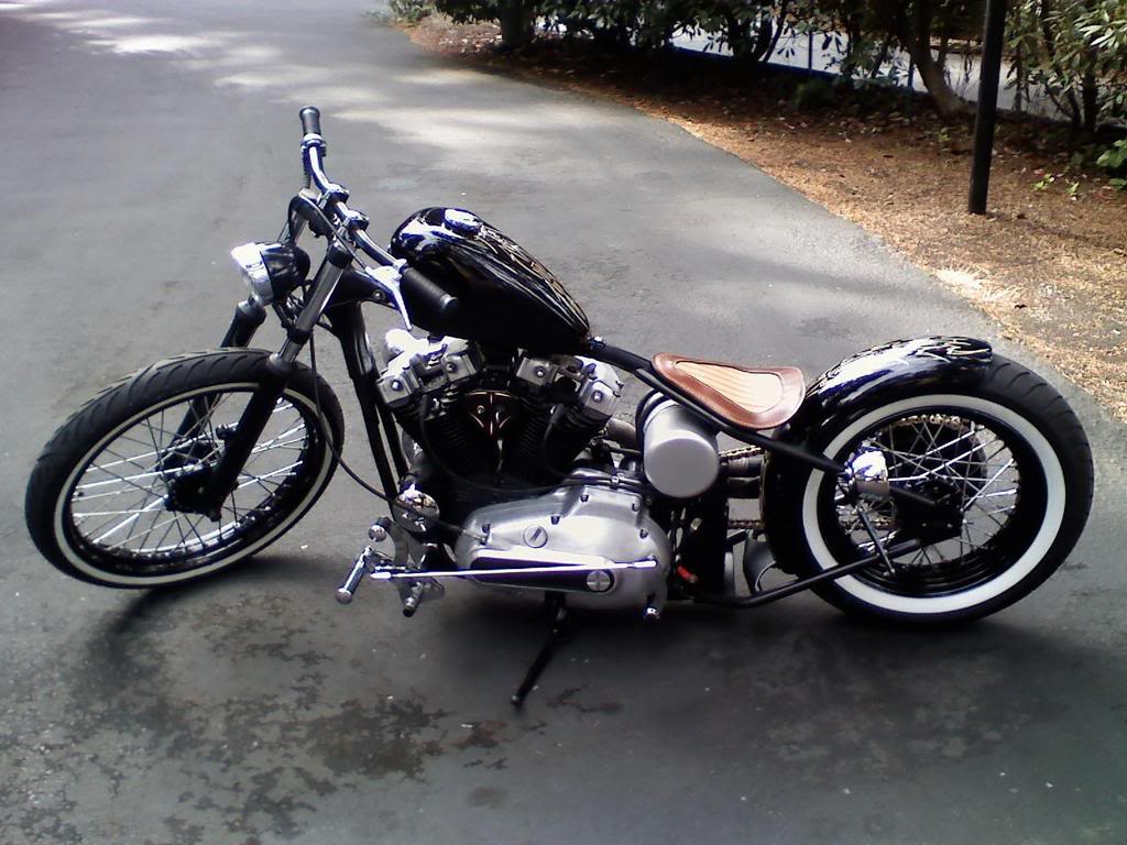 1024x768 Davidson Flat Bar Bobber Motorcycle