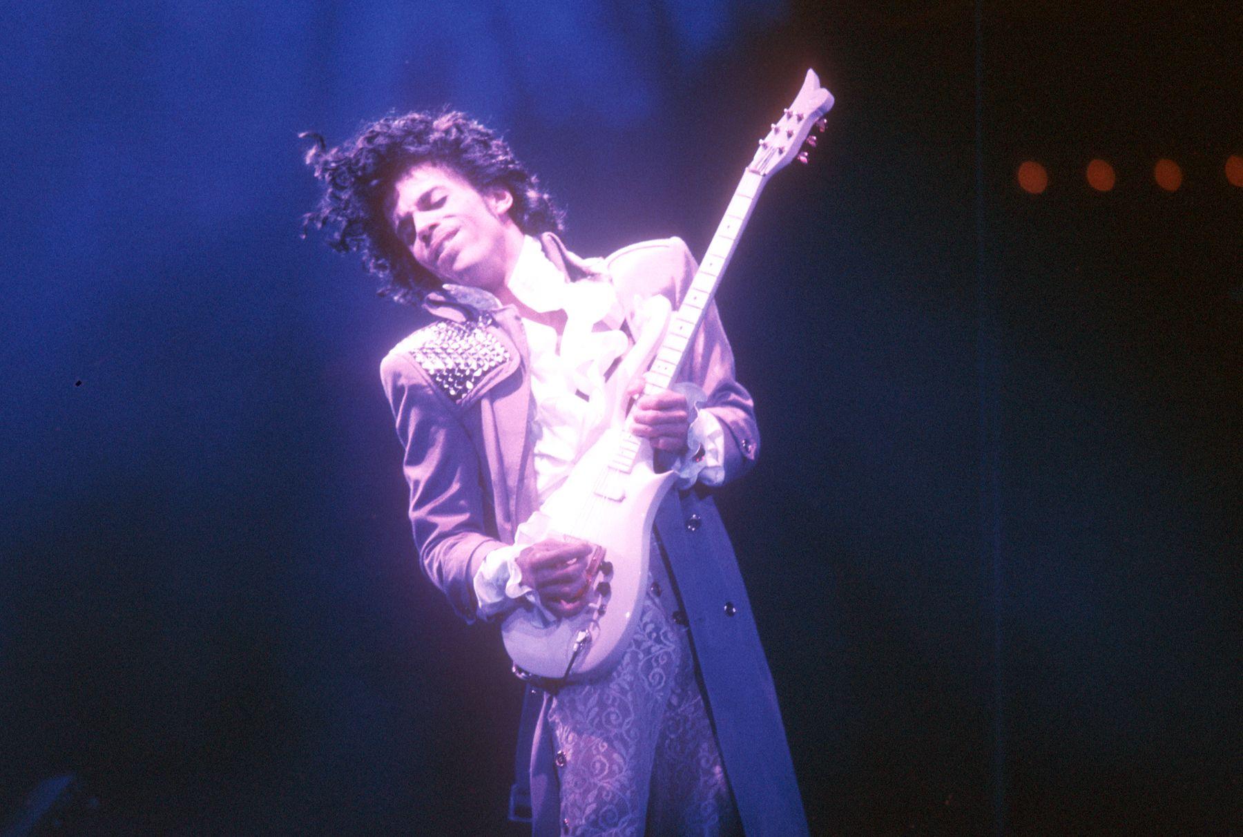 1800x1212 Purple Rain