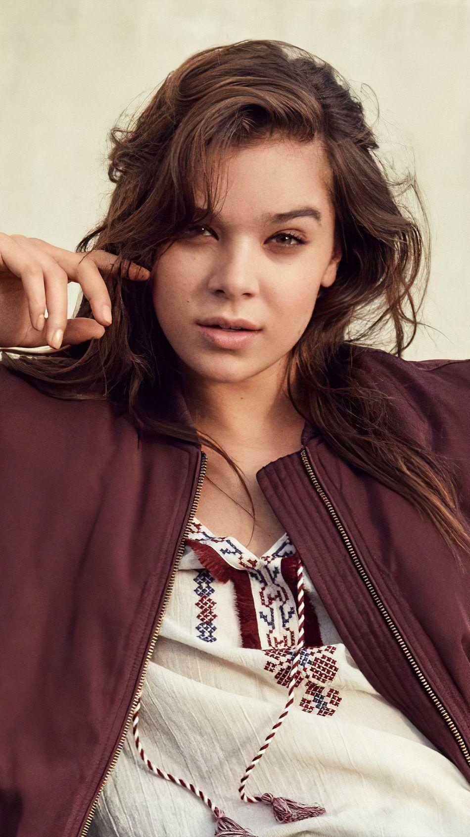950x1689 Hailee Steinfeld 2019 4K Ultra HD Mobile Wallpaper