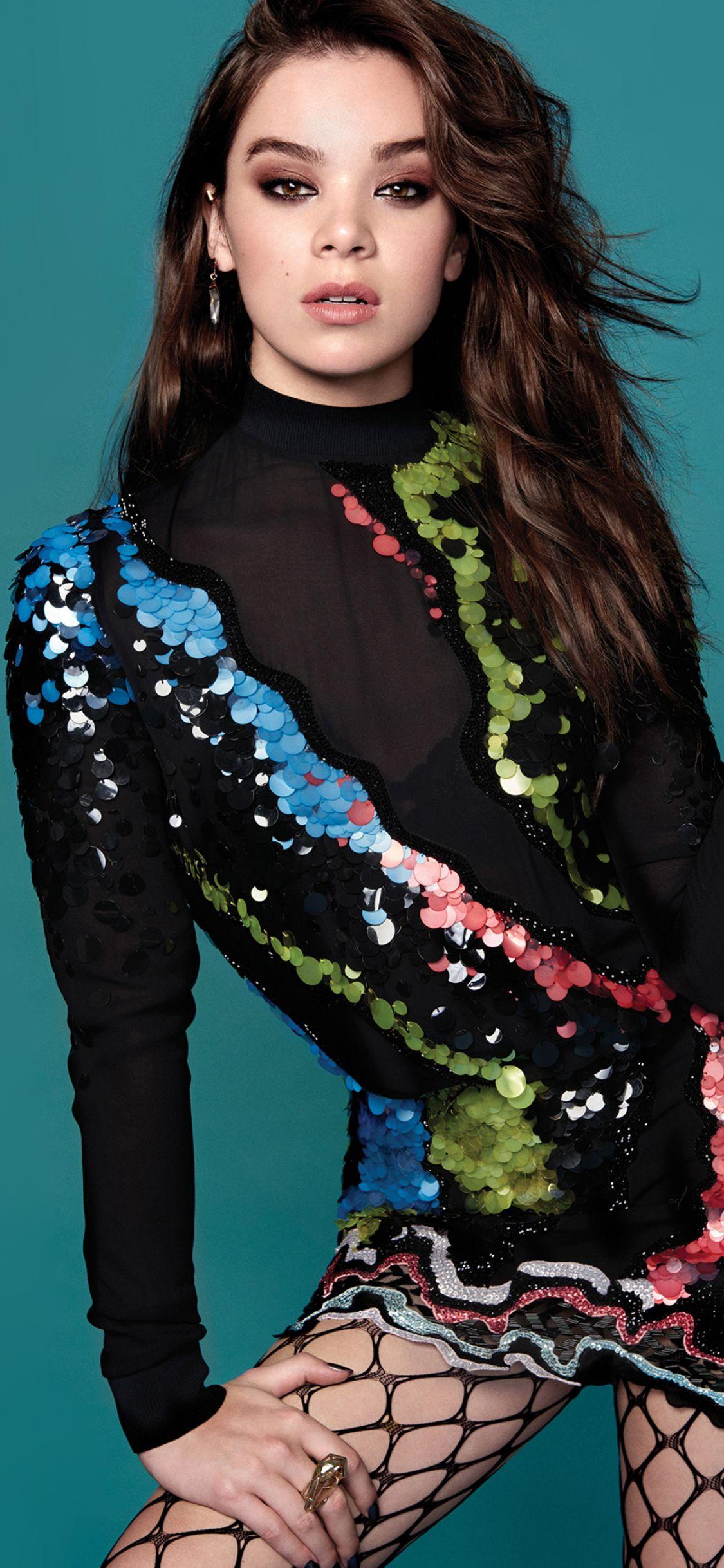 1125x2436 Hailee Steinfeld 4K iPhone XS, iPhone iPhone X Wallpaper, HD Celebrities 4K Wallpaper, Image, Photo and Background