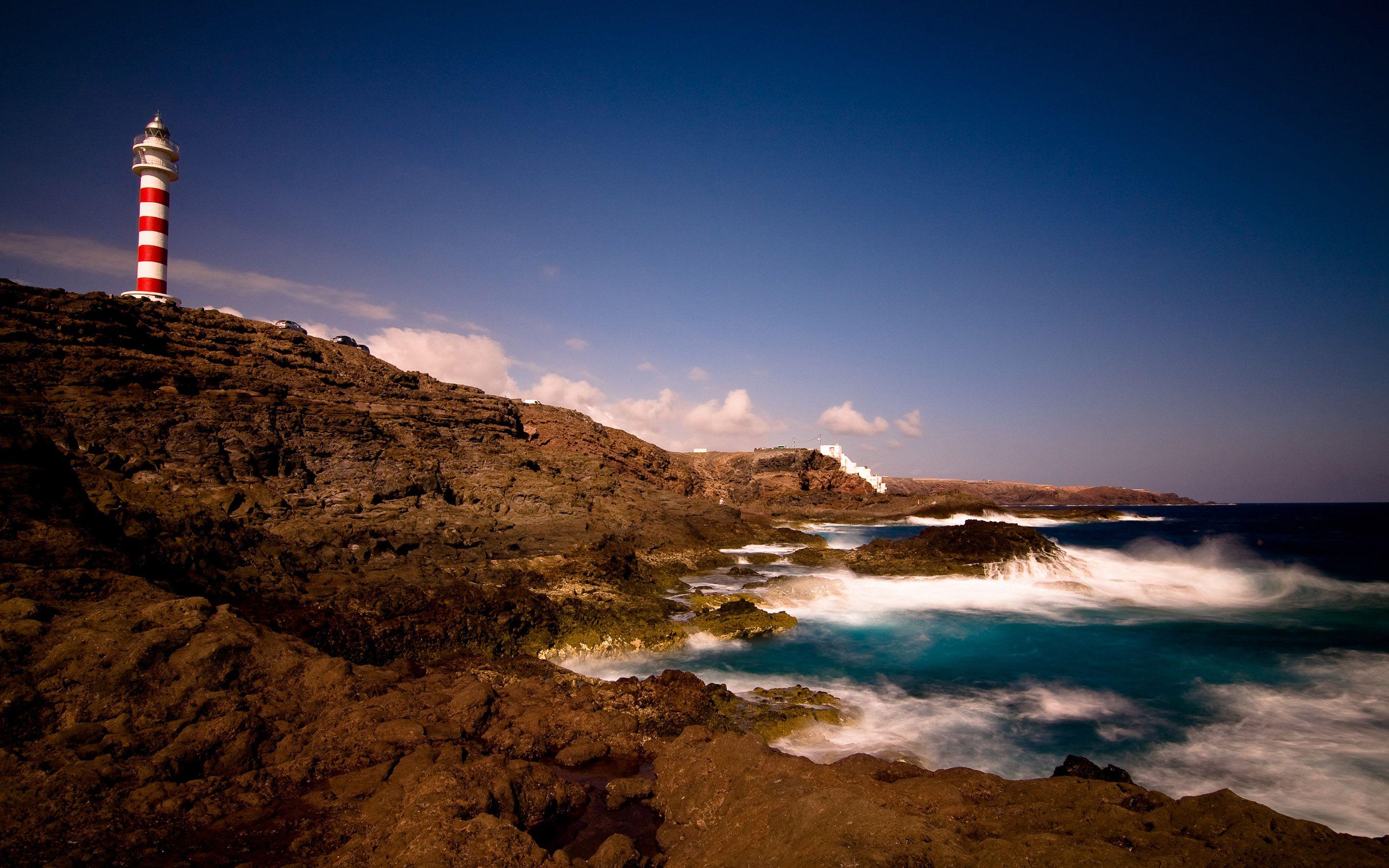 2880x1800 Coastal Wallpaper
