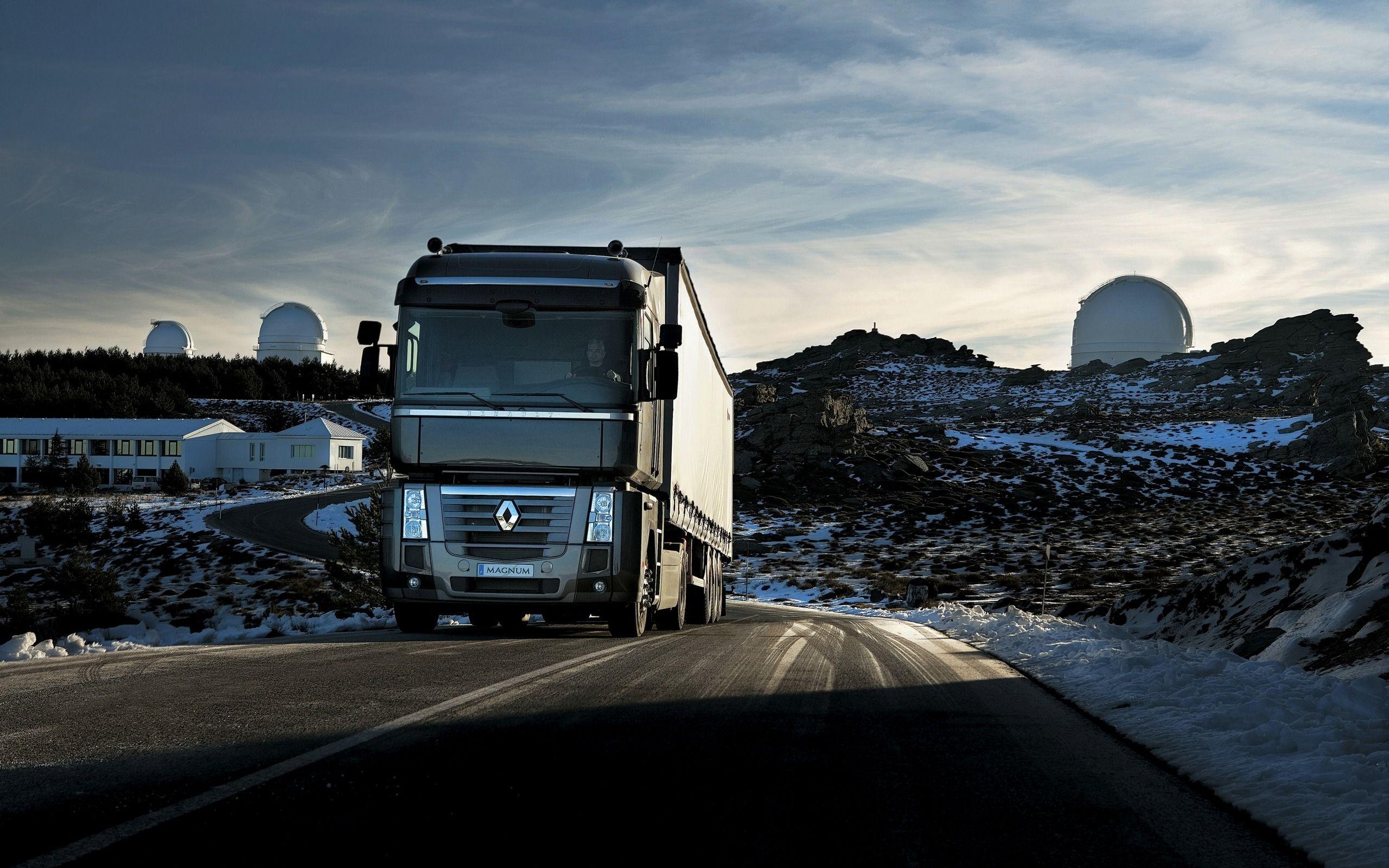 2560x1600 Download wallpaper Renault Magnum, trucking, truck tractor, 4x front view, delivery for desktop with resolution 2560x1600. High Quality HD picture wallpaper