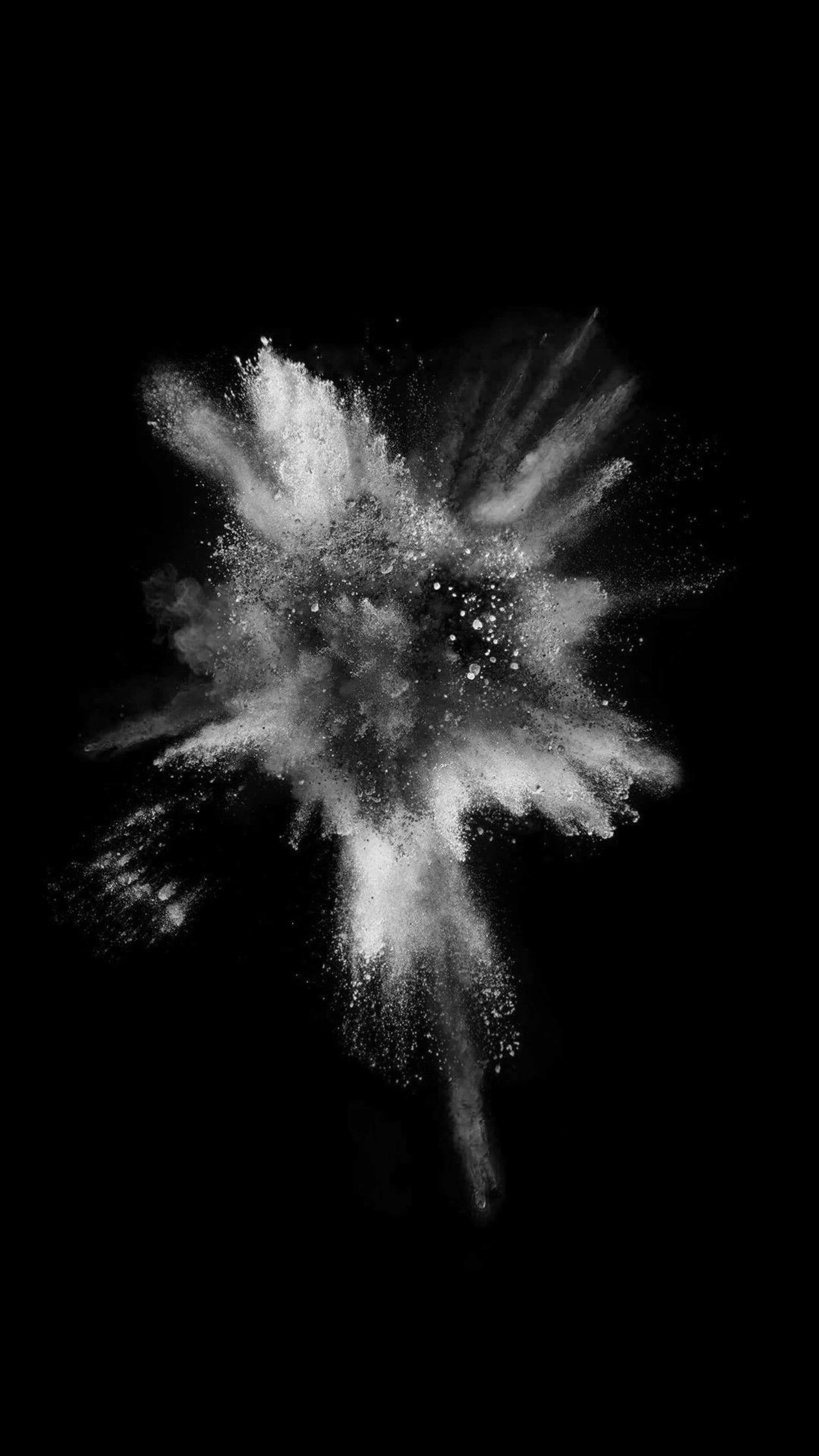3840x6827 Aesthetic Black And White Wallpaper