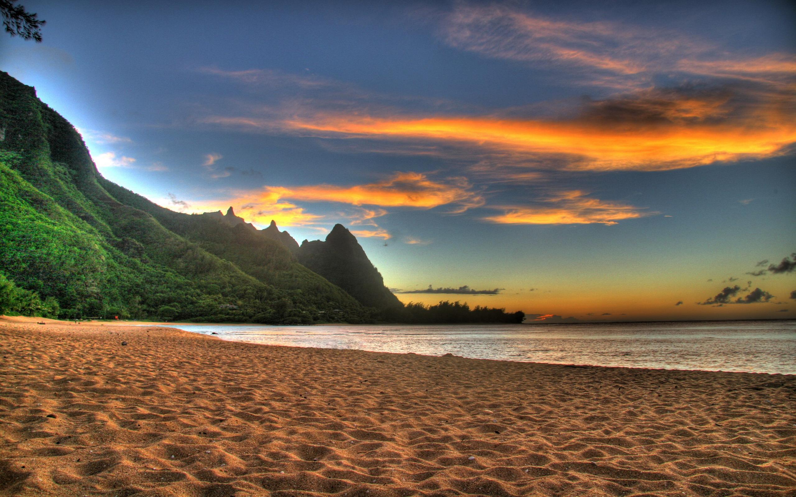 2560x1600 Sunset Beaches Wallpaper