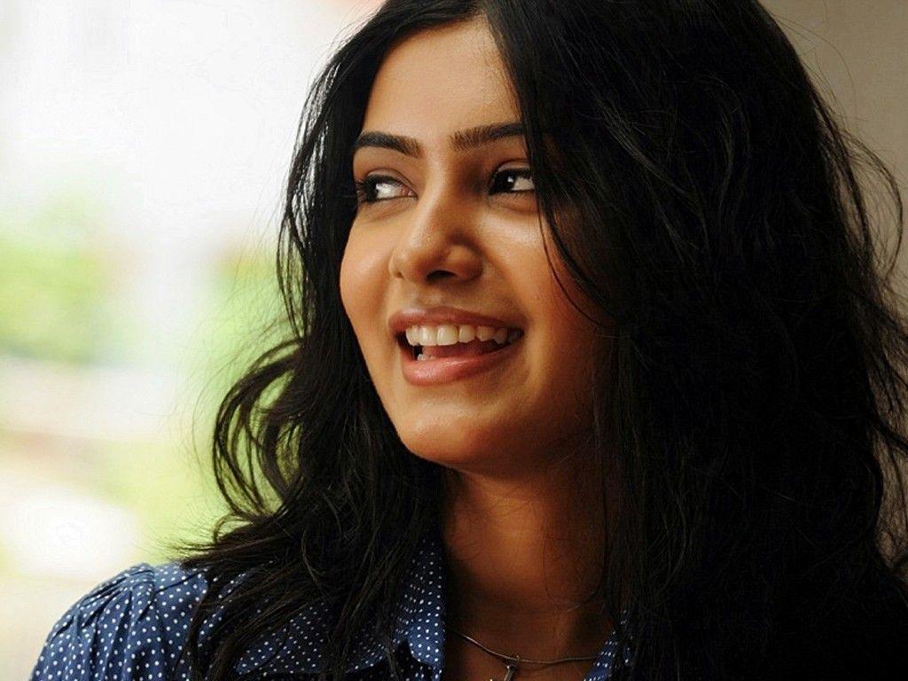 1024x768 Actress Wallpaper