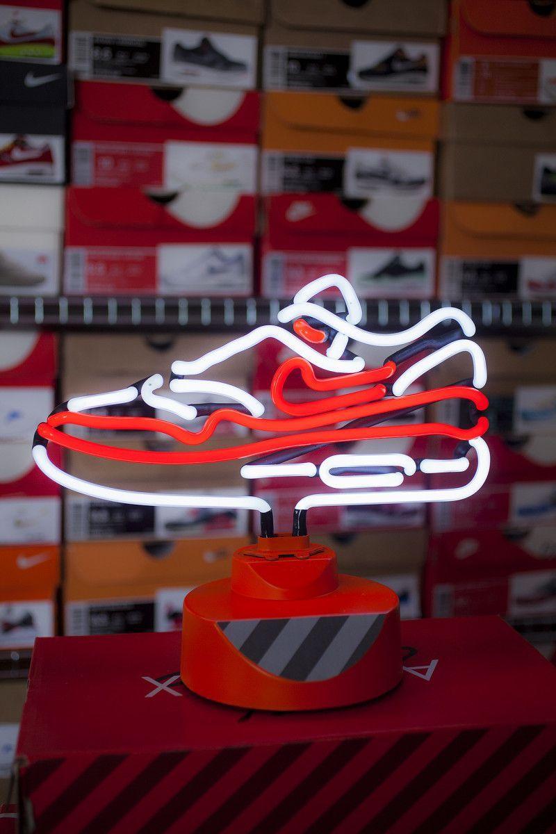 800x1200 The Nike Air Max 1 OG Red is Now a Neon Lamp EUKicks Sneaker Magazine. Sneakers wallpaper, Nike wallpaper, Nike