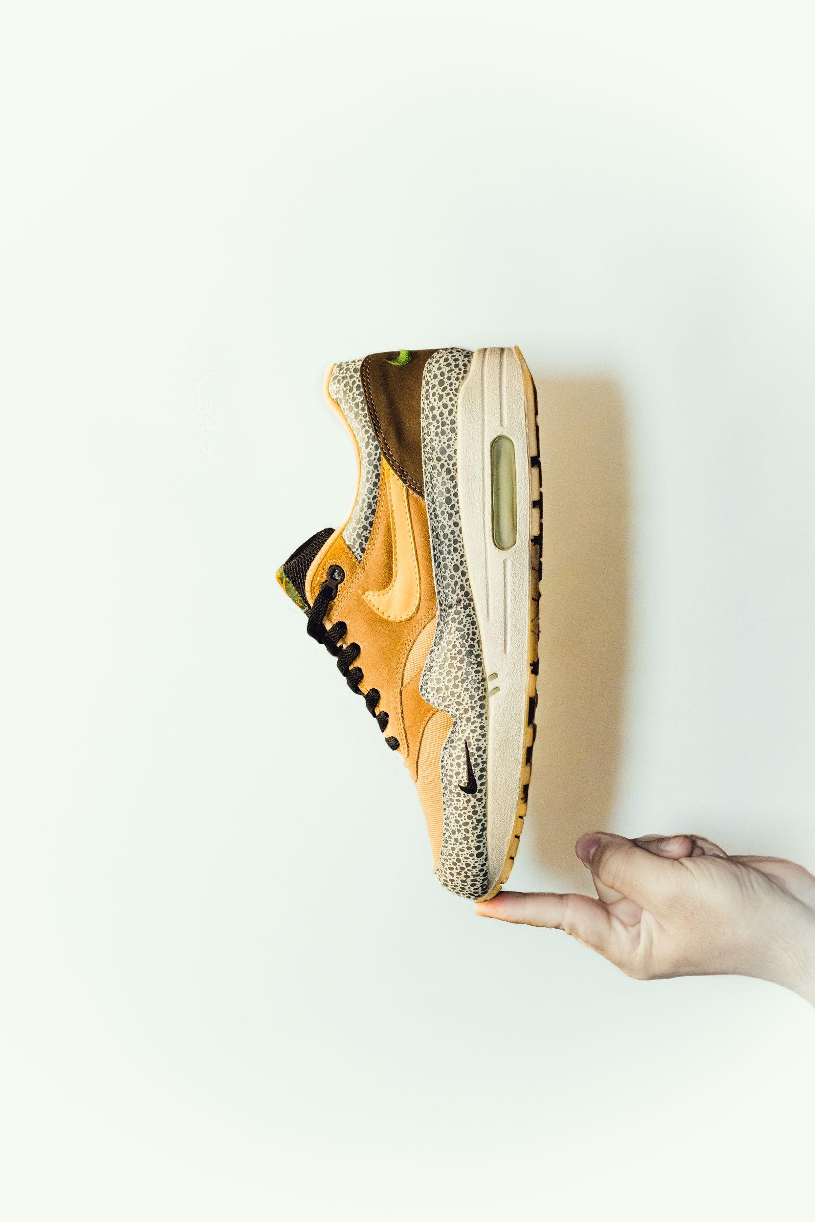 1667x2500 Wallpaper: Nike Air Max 1 B Atmos “Safari”