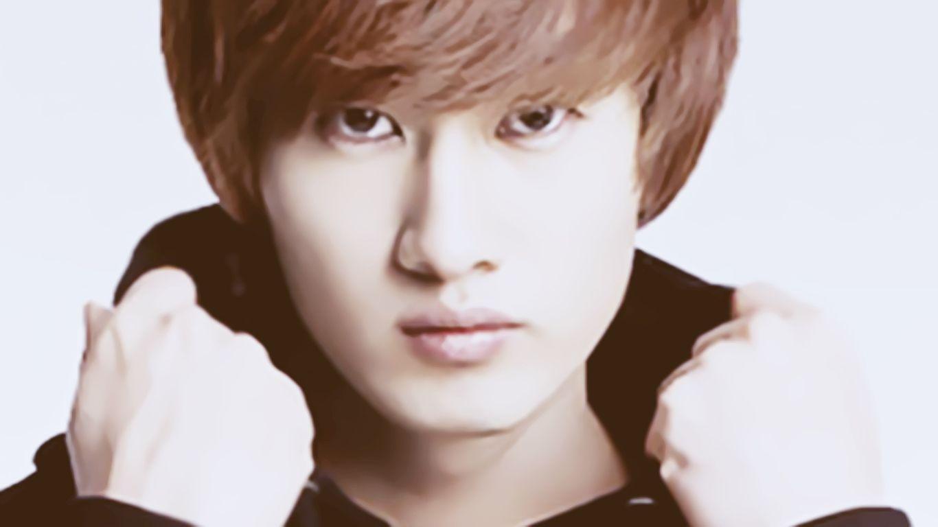 1366x768 Eunhyuk Wallpaper