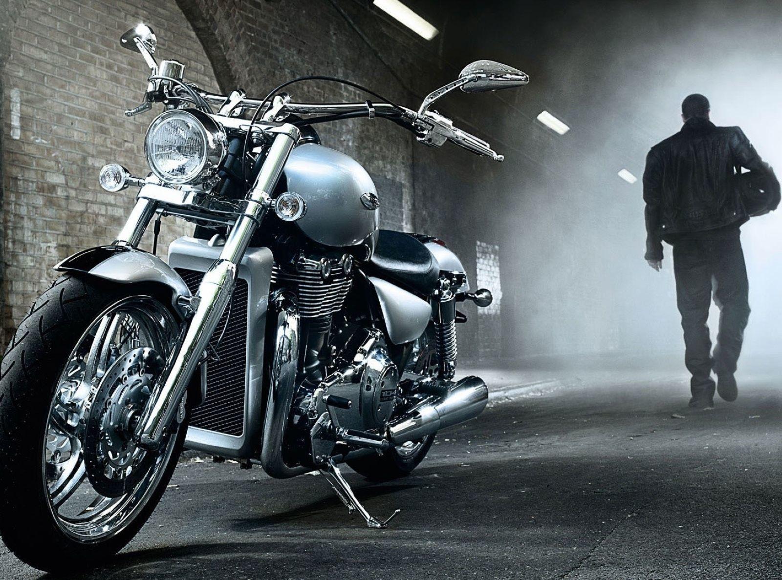 1600x1188 Harley Davidson Classic Big Motorcycle Wallpaper: Desktop HD Wallpaper Free Image, Picture, Photo on