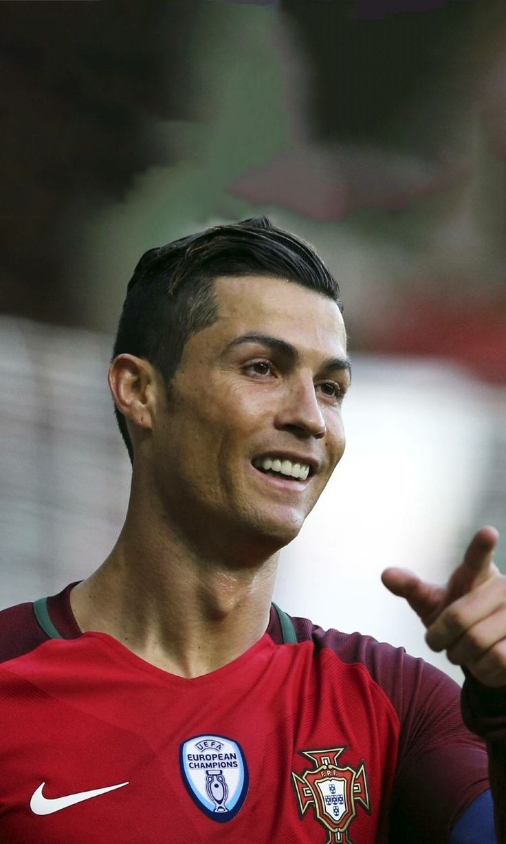 736x1227 CR7