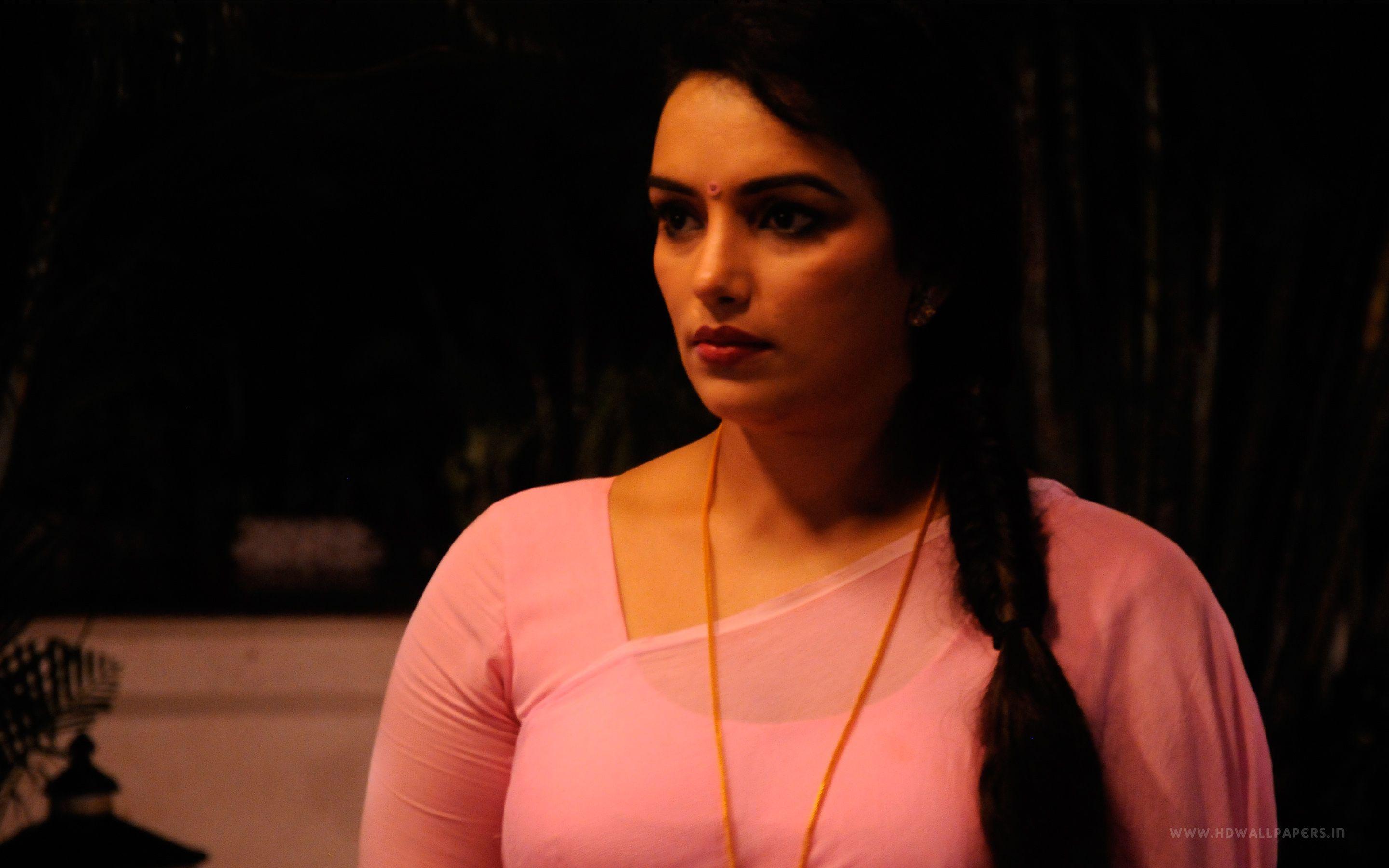 2880x1800 Shweta 4K wallpaper for your desktop or mobile screen free and easy to download