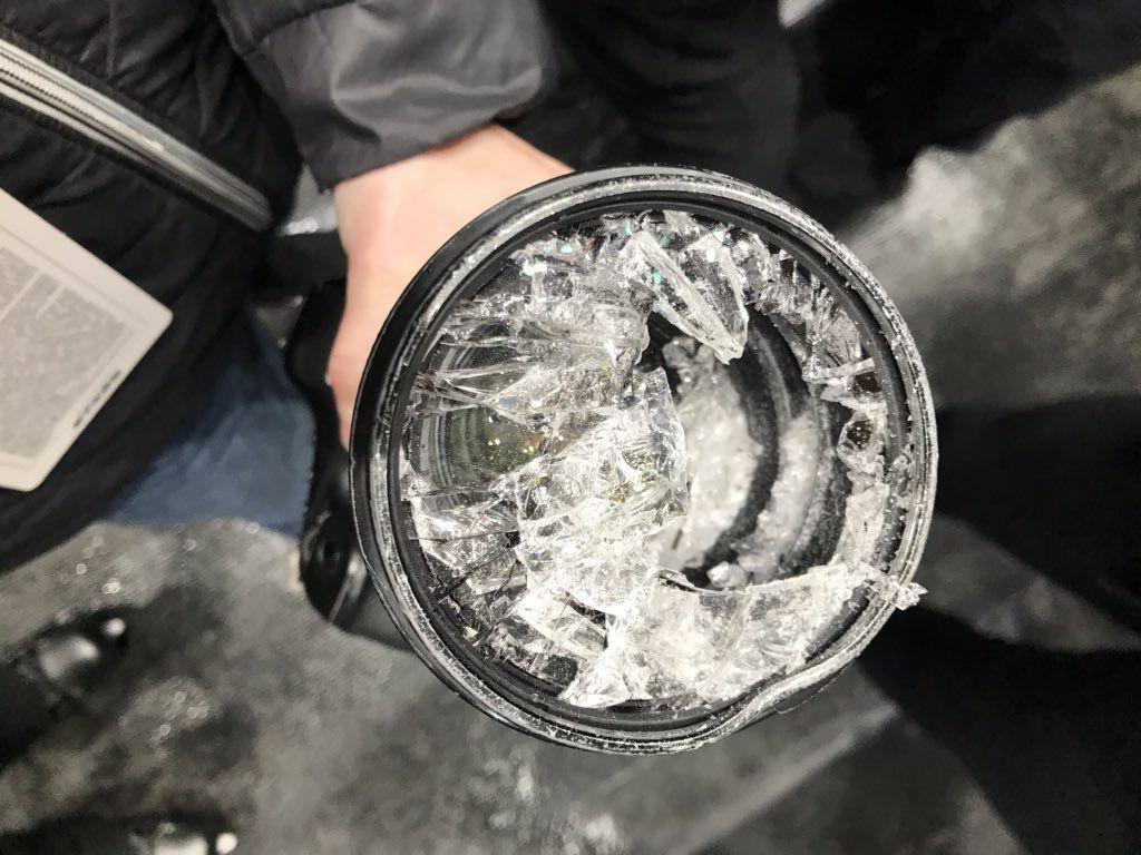 1024x768 Smashing idea: Lens and helpful photo tip prevent puck at Stars game from doing more damage