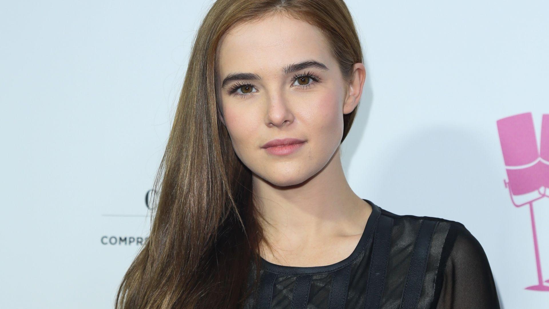 1920x1080 Desktop wallpaper pretty, brown eyes, zoey deutch, HD image, picture, background, 380446