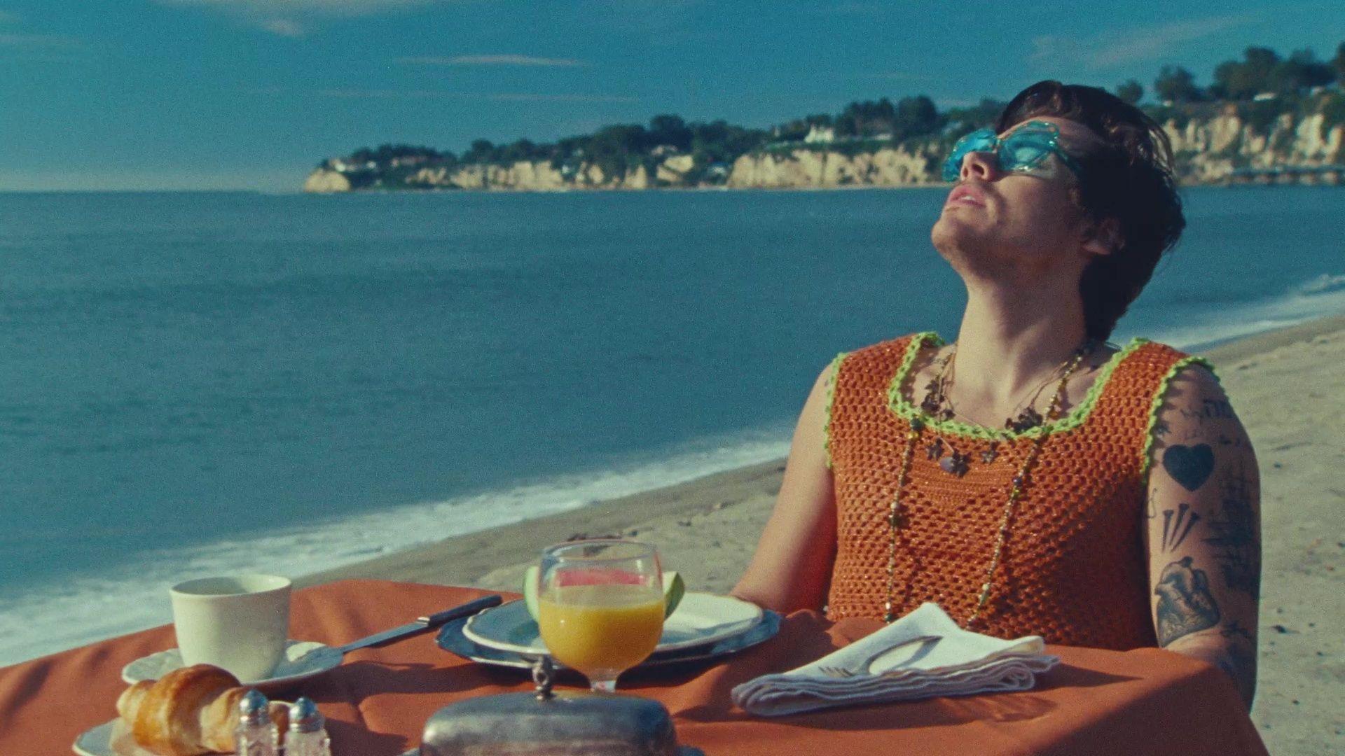 1920x1080 PRETTYBIRD Harry Styles Unveils 'Watermelon Sugar' Filmed By PRETTYBIRD's Bradley & Pablo