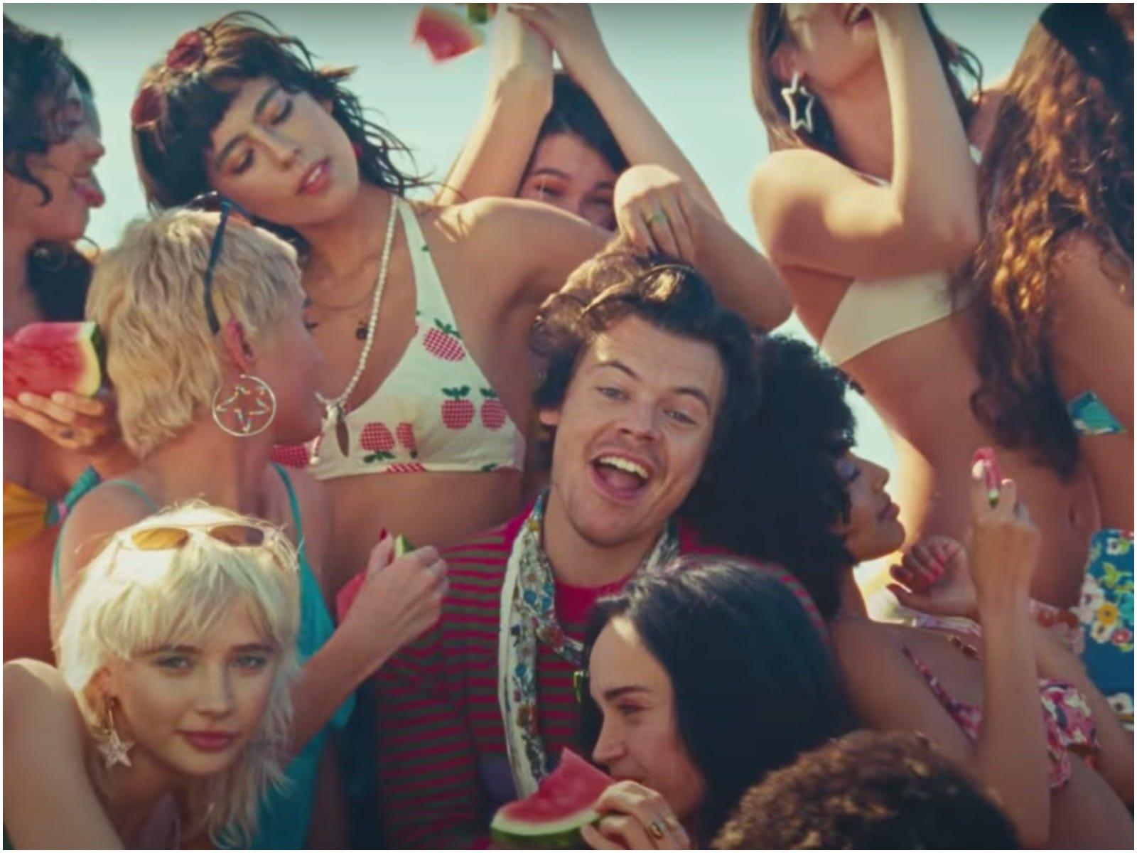 1600x1200 A model from the 'Watermelon Sugar' music video called Harry Styles a 'consent king'