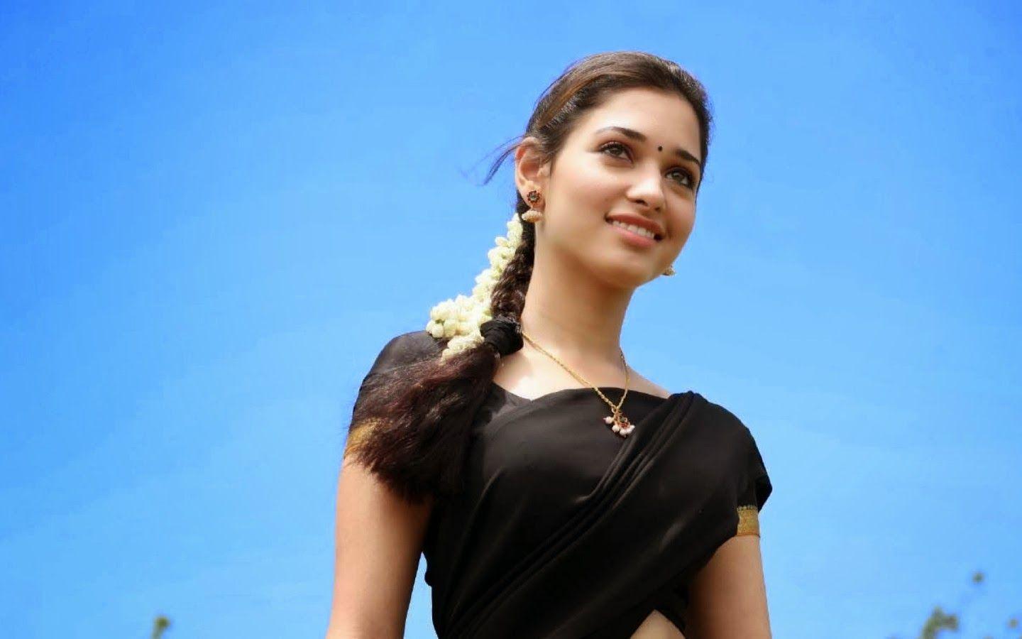 1440x900 Girls Wallpaper Indian Beautiful Girls Photo