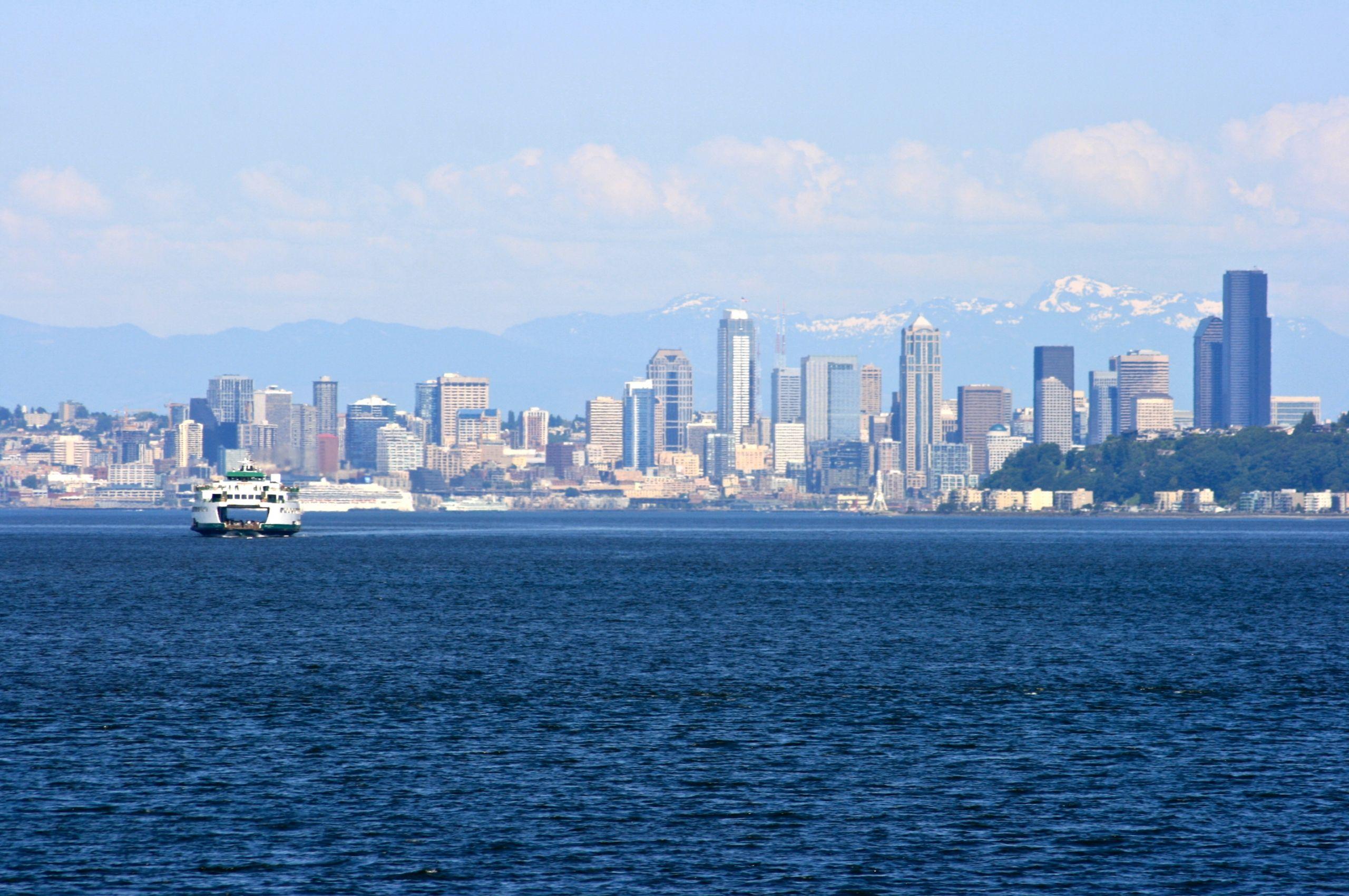 2560x1700 Free download Seattle with the still snowcapped Cascade Mountains in the background [2816x1880] for your Desktop, Mobile & Tablet. Explore Puget Sound Wallpaper Pacific Northwest. NWA HD Wallpaper