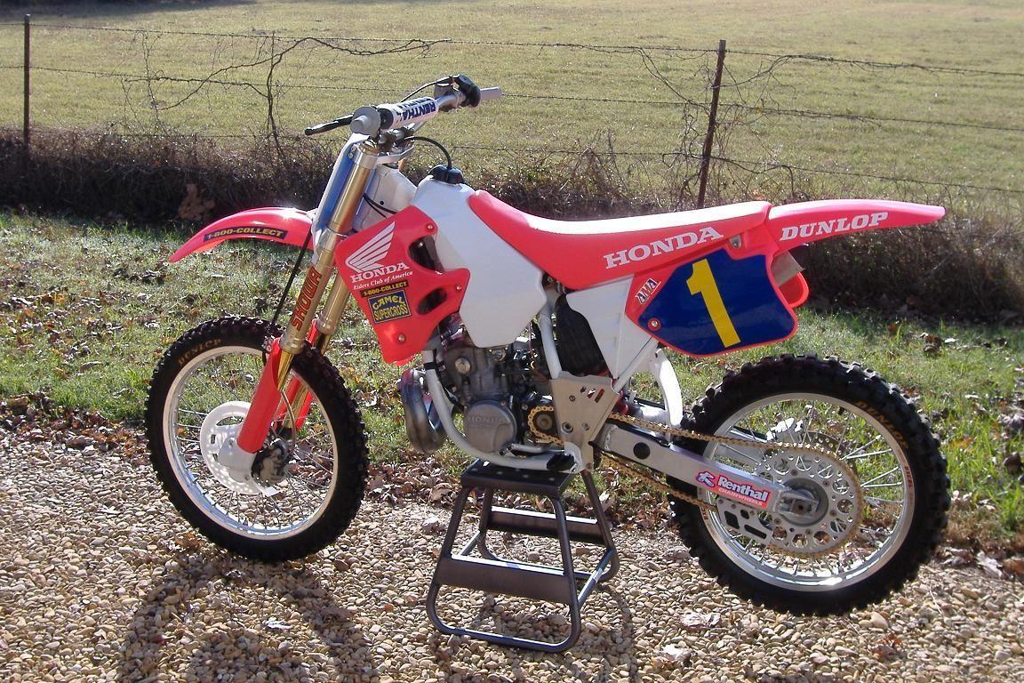 1152x768 Jeremy McGrath Team Honda CR250R Supercross Race Replica. Honda dirt bike, Atv motocross, Tracker motorcycle