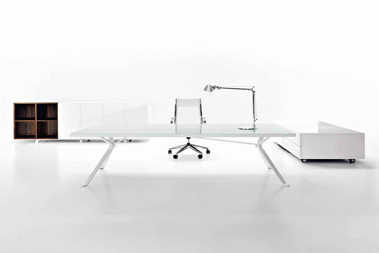 Minimalist Office Wallpaper
