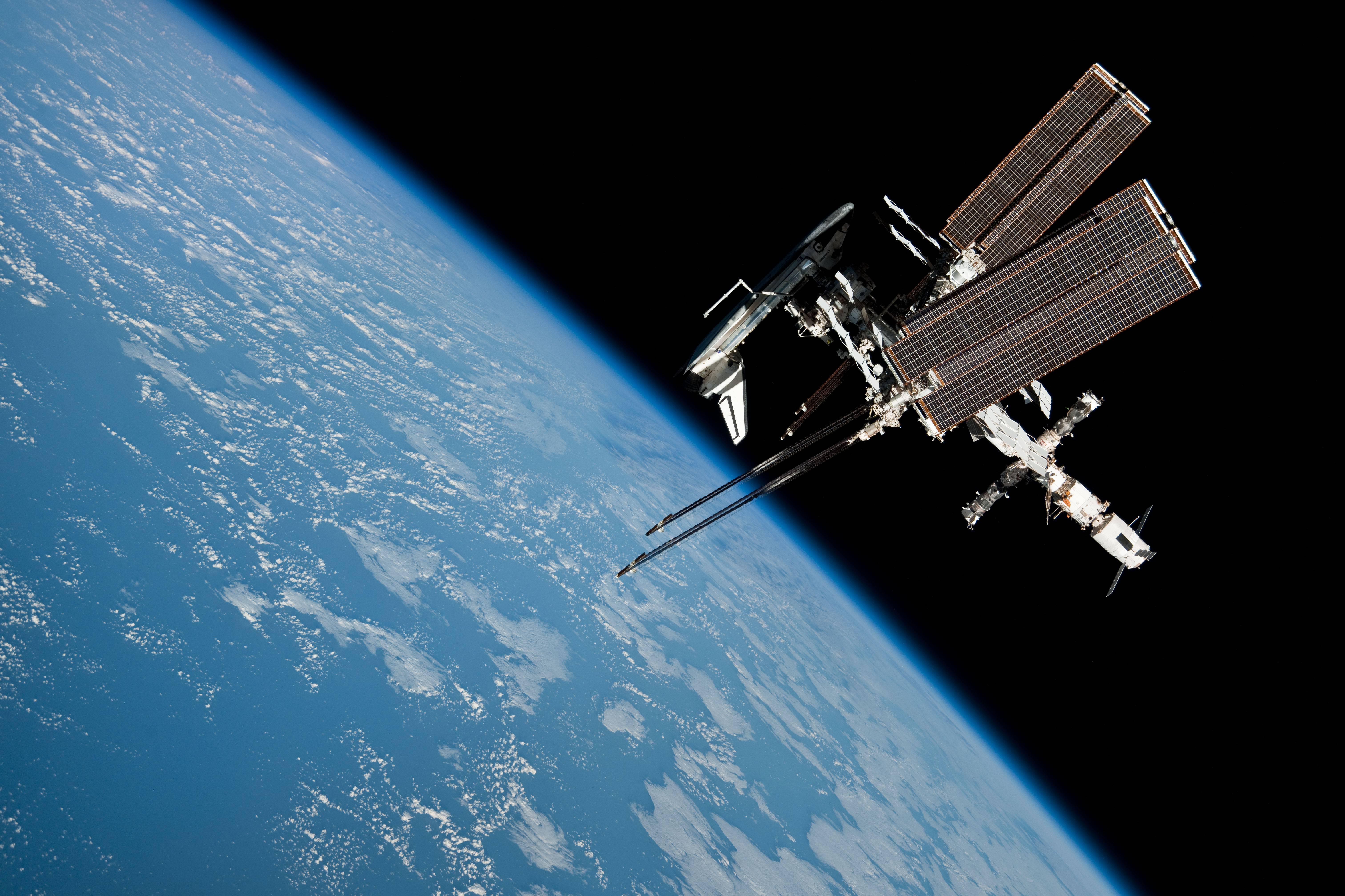 6048x4032 Iss Space Shuttle Nasa Space Station Endeavour Wallpaper :
