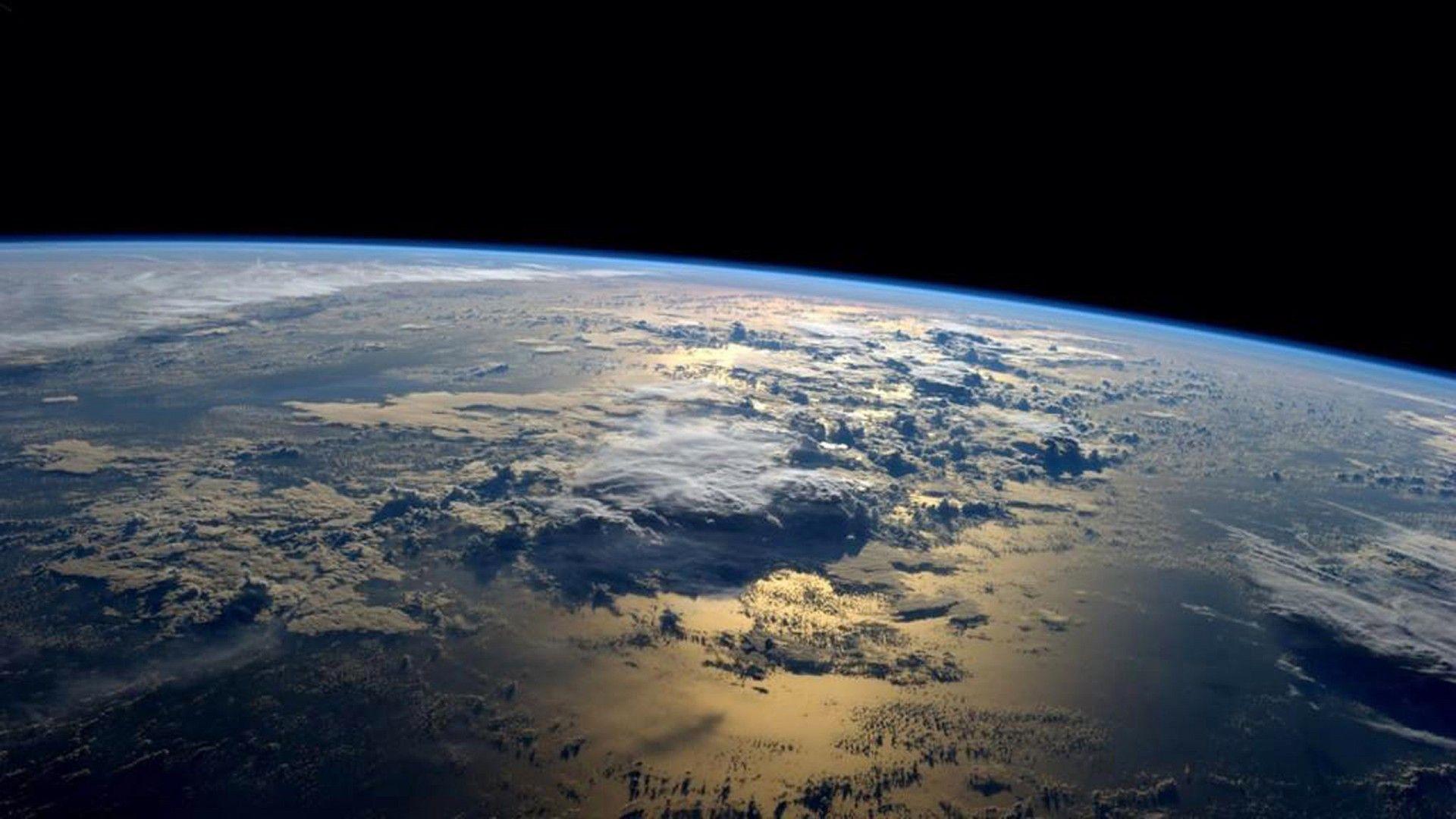1920x1080 Earth Seen From The International Space Station :