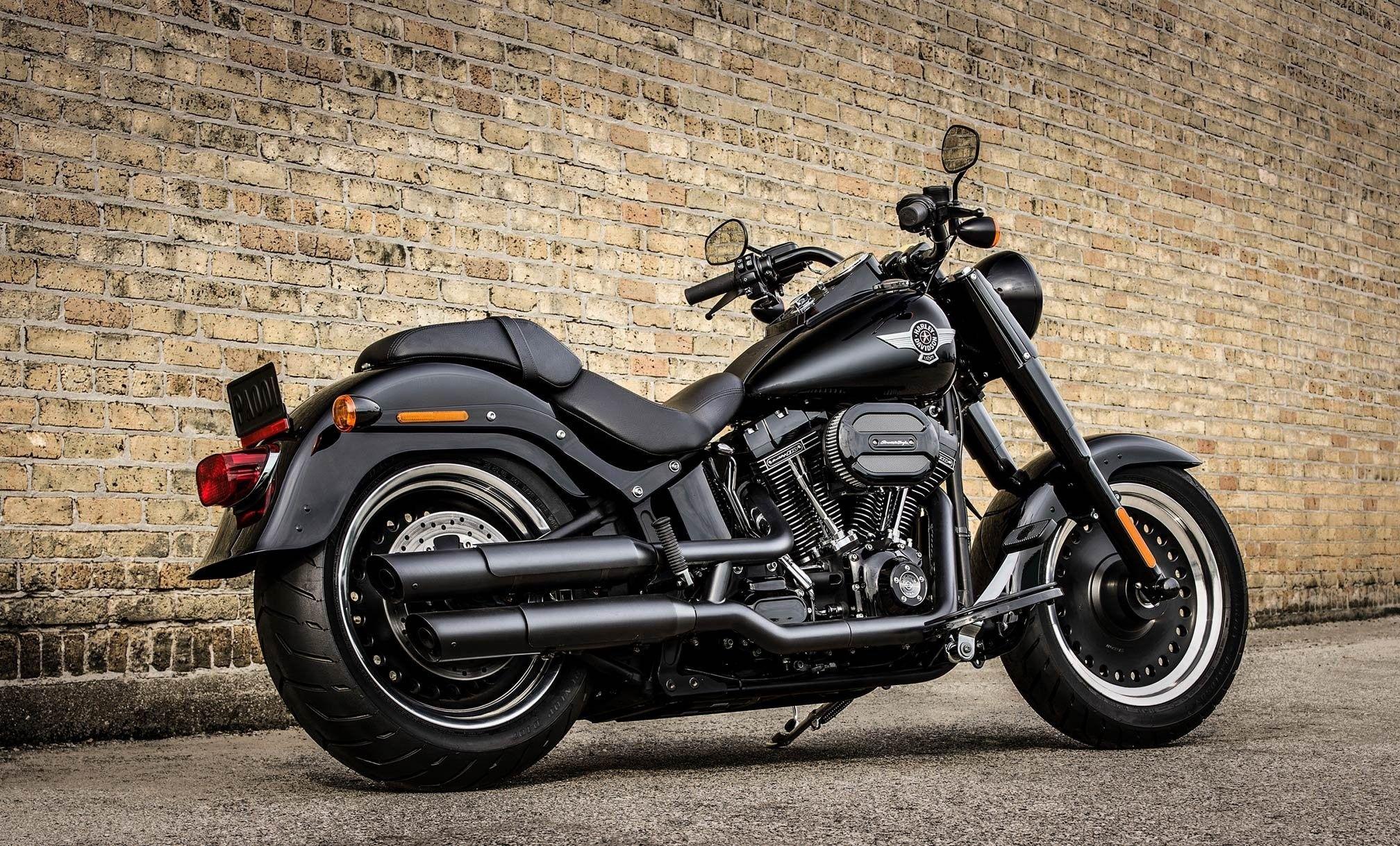 2016x1219 Harley Davidson Bikes Wallpaper