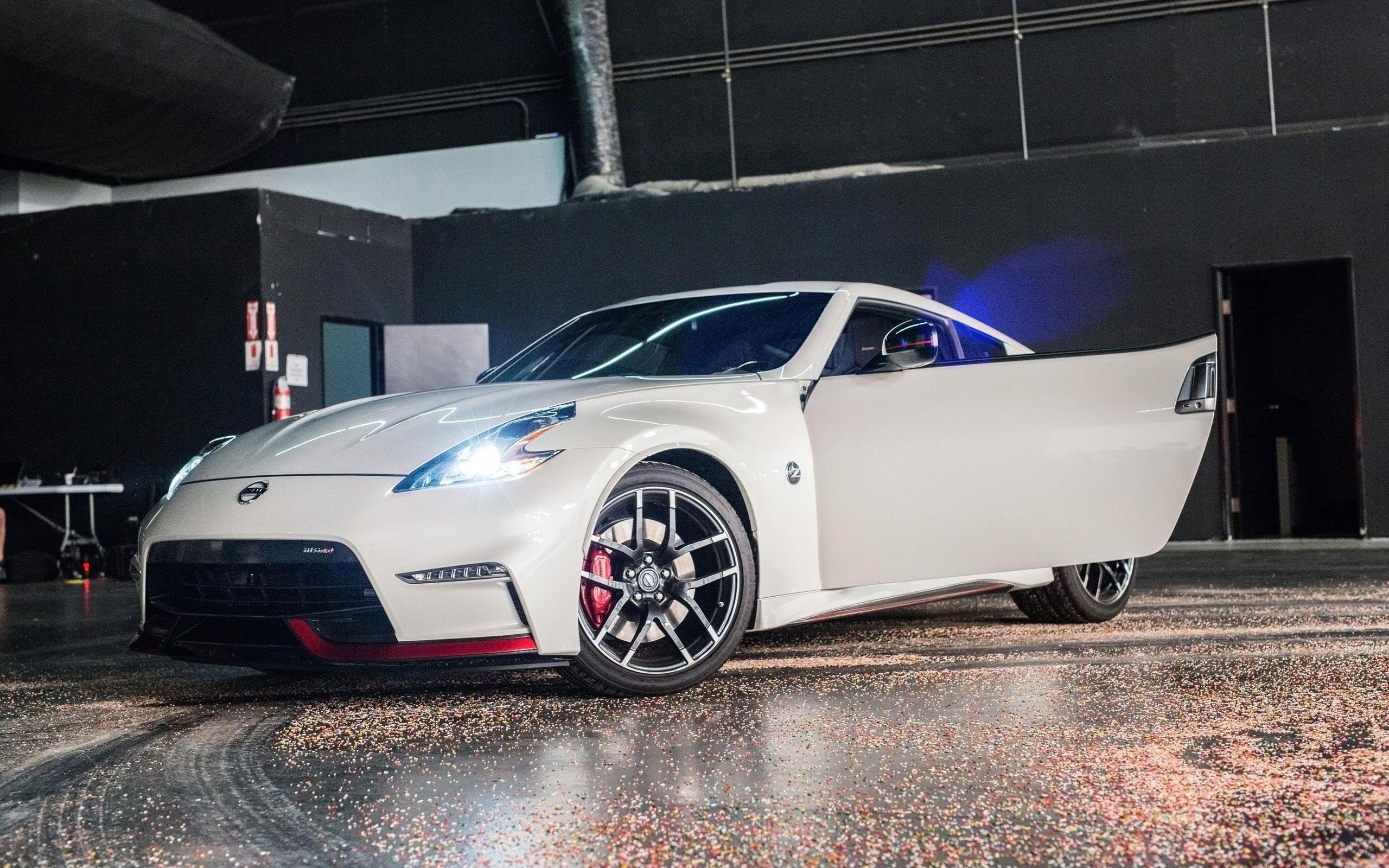 2560x1600 Nissan 370Z NISMO Donut Day