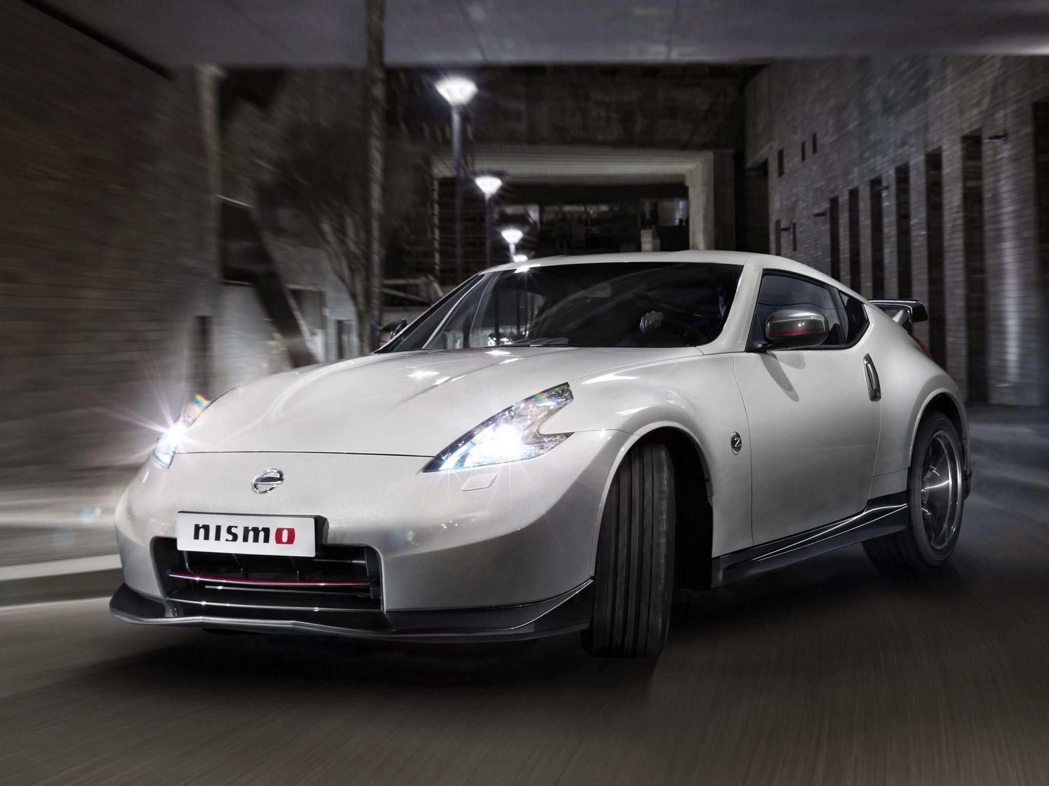 2048x1536 Nissan 370Z Nismo wallpaperx1536