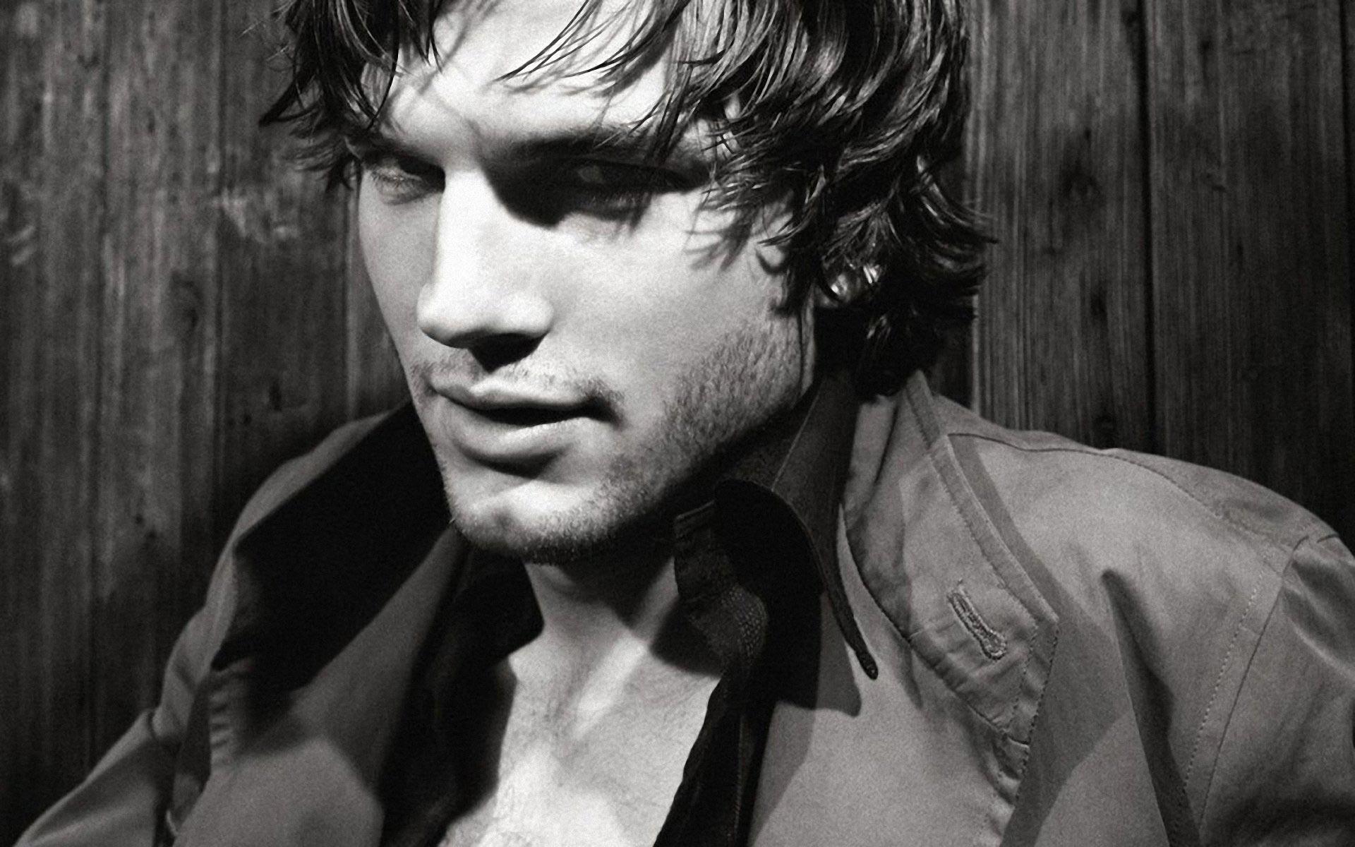 1920x1200 Ashton Kutcher Latest HD Pics Wallpaper, HD Celebrities 4K Wallpaper, Image, Photo and Background