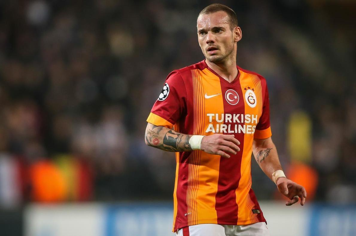 Sneijder Wallpapers Top Free Sneijder Backgrounds Wallpaperaccess