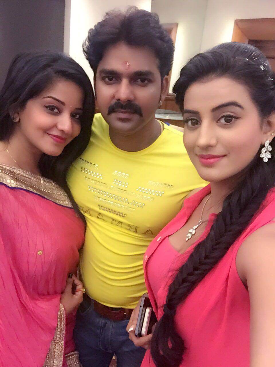 960x1280 Bhojpuri Film