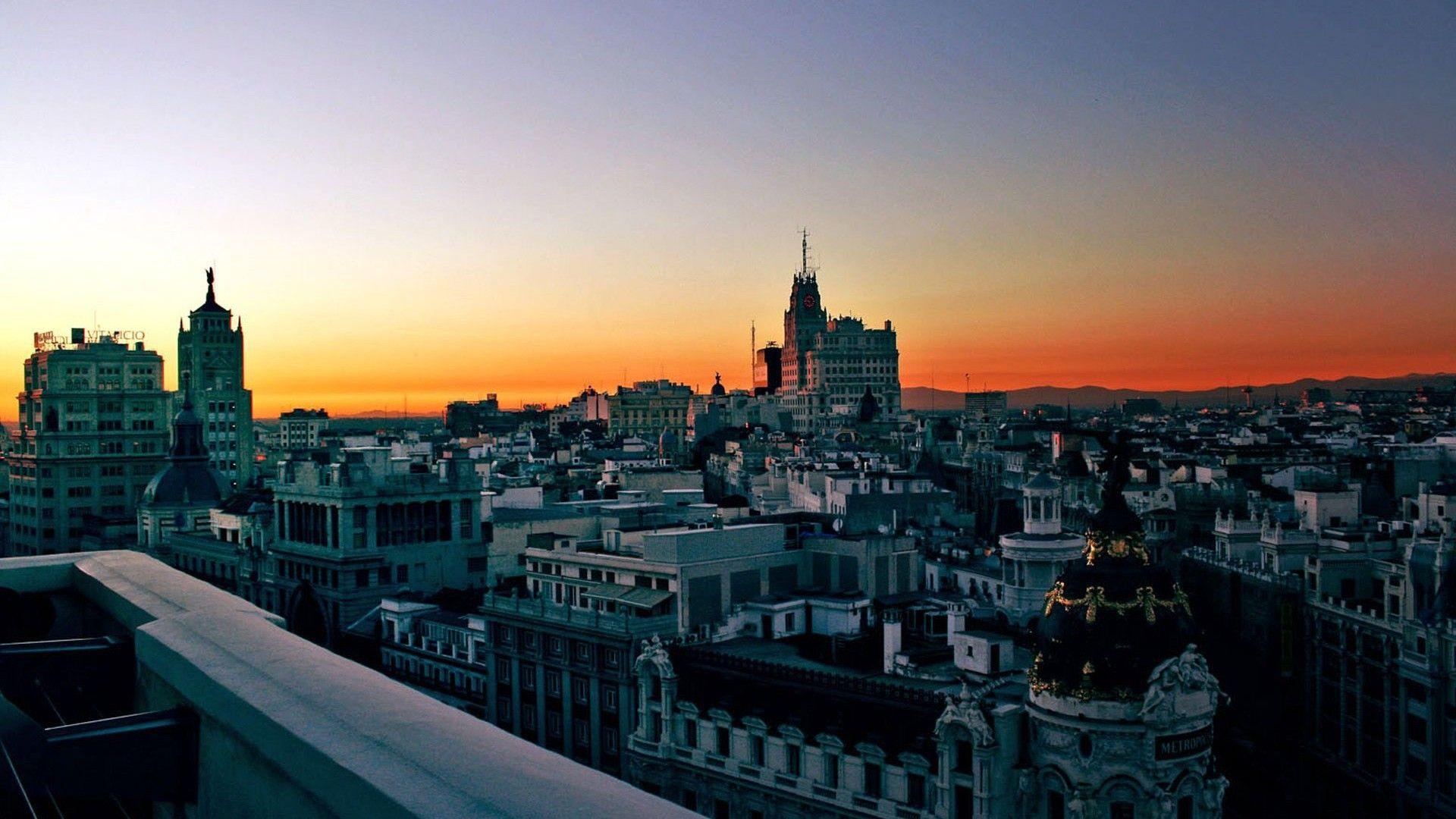 1920x1080 Sunset in Madrid Desktop wallpaper 640x480