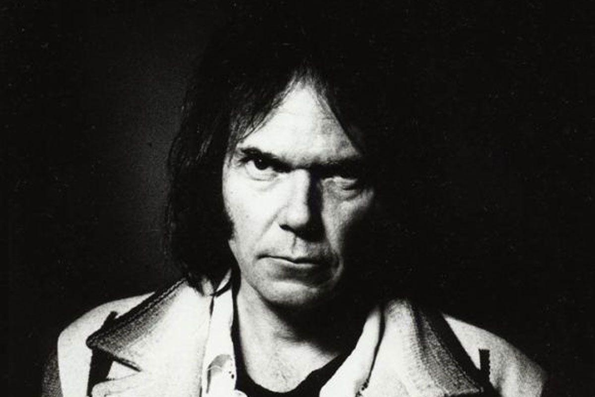 Neil Young Wallpapers - Top Free Neil Young Backgrounds - WallpaperAccess