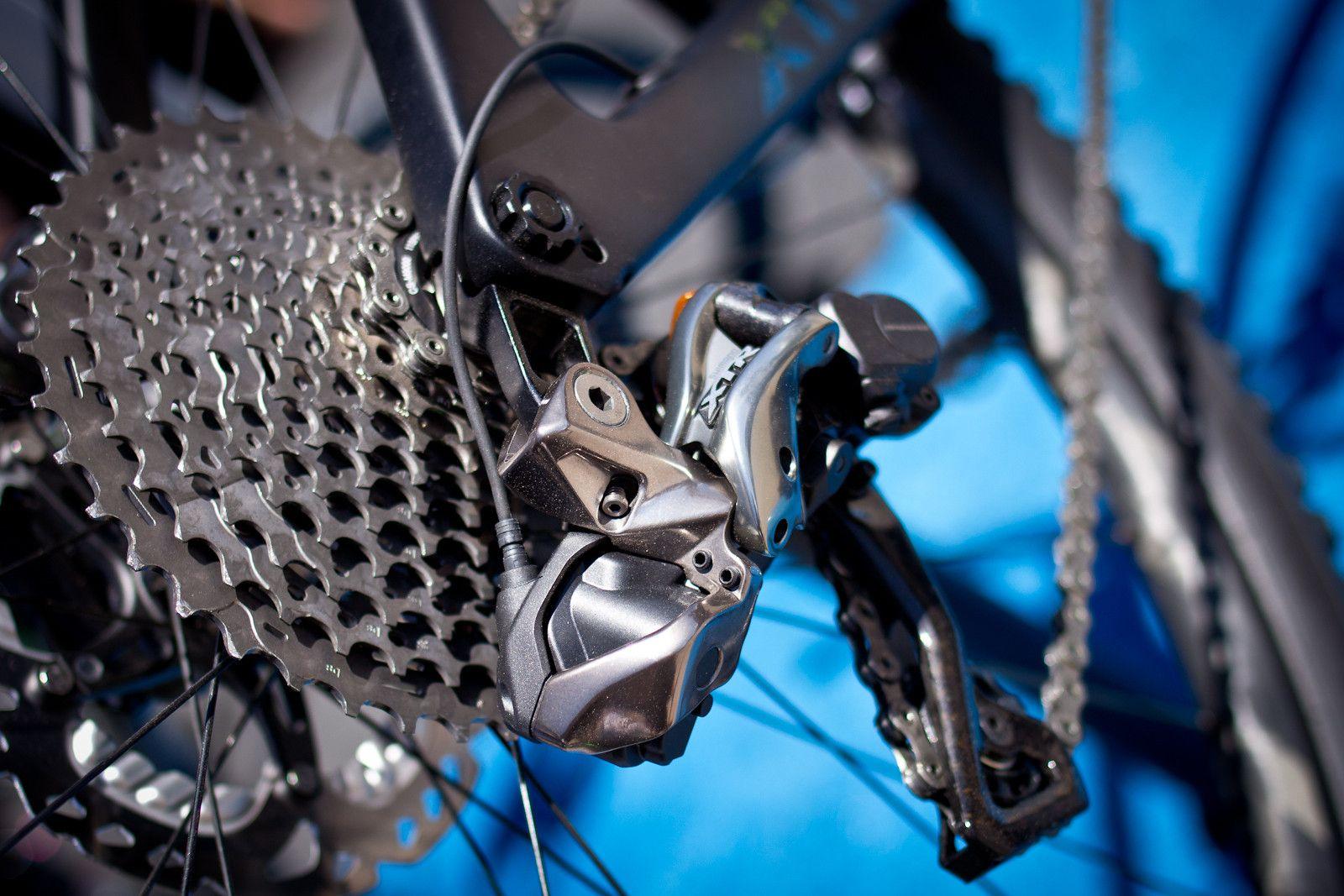 1600x1067 Shimano Xtr Di2 In Action Xtr HD Wallpaper & Background Download