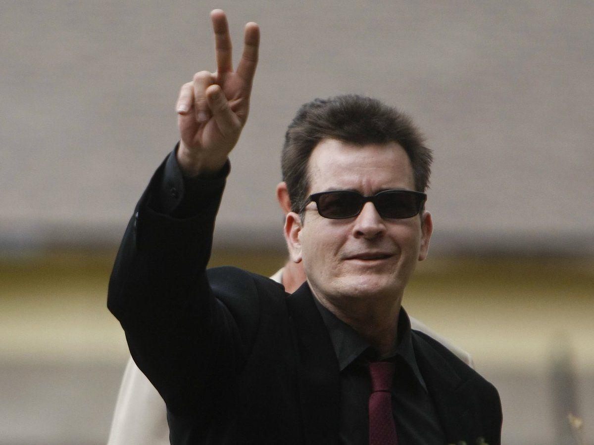 1200x900 Hero Wallpaper sheen tiger blood Wallpaper #Screensavers #Walpapers #CharlieSheen #Sheen # Charlie #Tiger