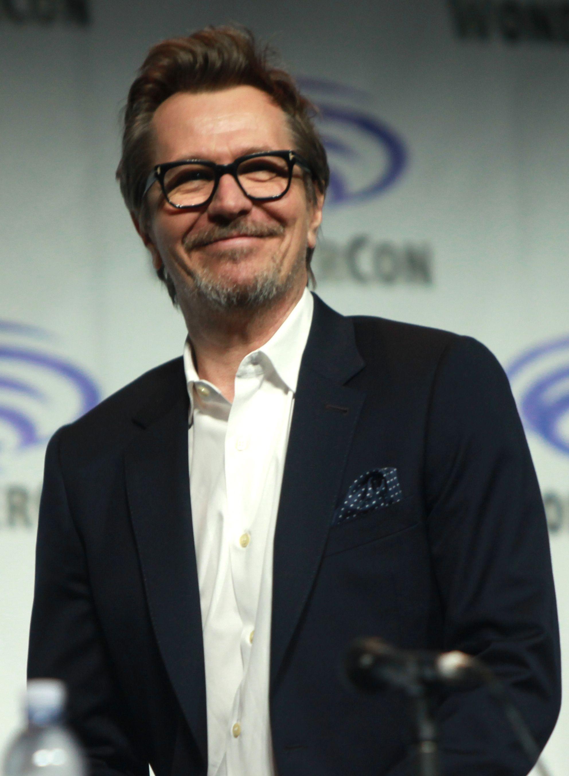 1984x2704 Gary Oldman