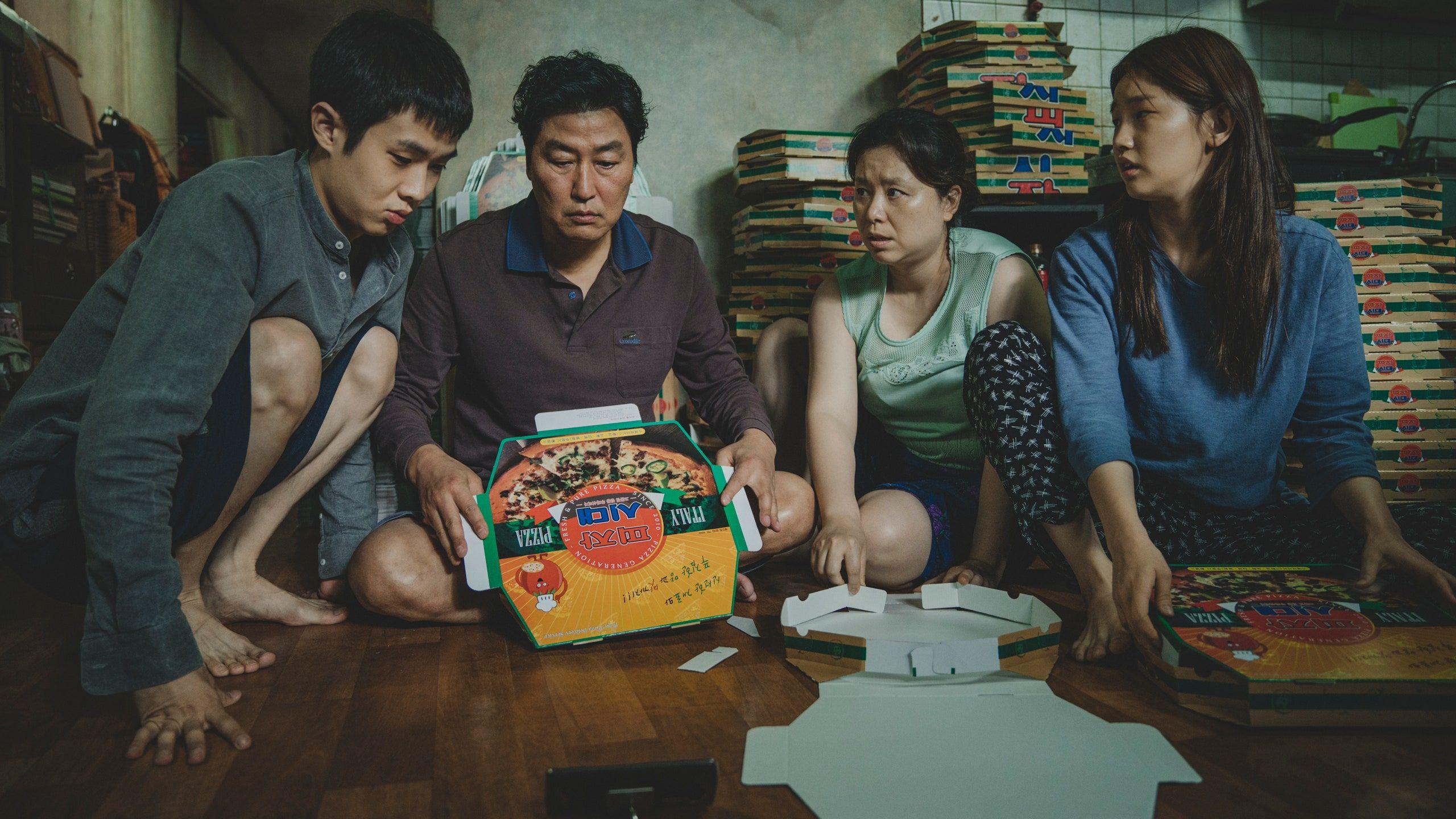 2560x1440 Parasite' Director Bong Joon Ho Interview: On Capitalism And Winning The Palme D'Or At Cannes