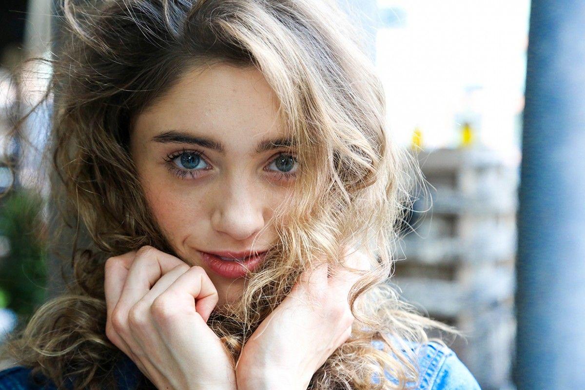 1200x800 Natalia Dyer wallpaper