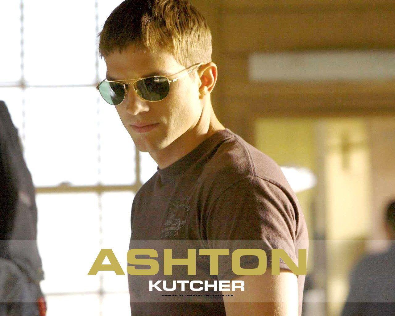 1280x1024 Rinsou Wallpaper: Ashton Kutcher HD Wallpaper